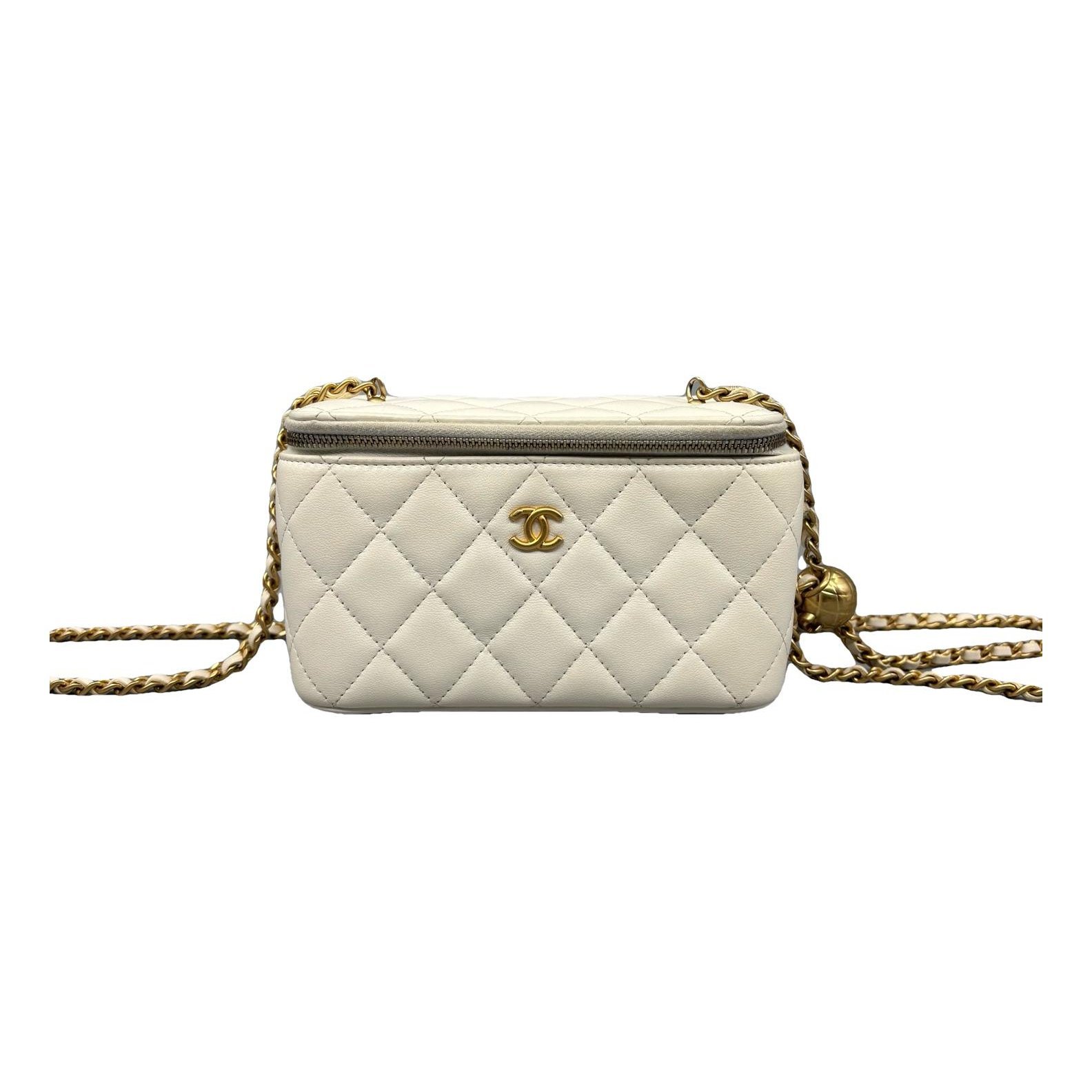Trendy CC Vanity leather handbag