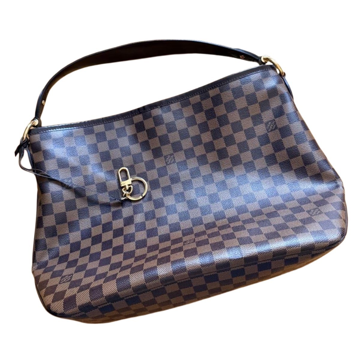 Delightful cloth handbag
