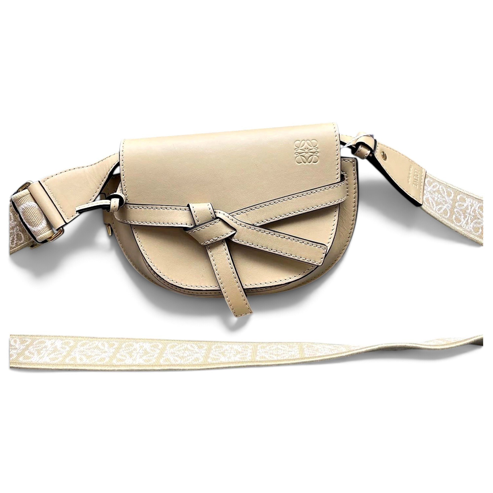 Leather crossbody bag