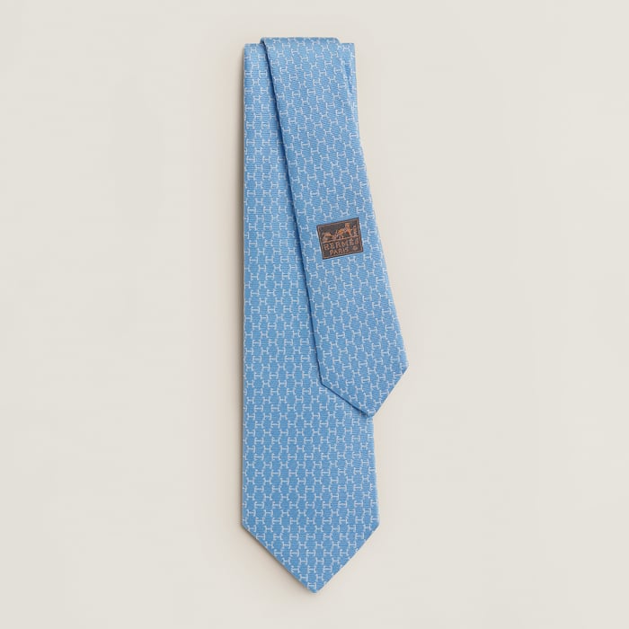 Dancing H Tie