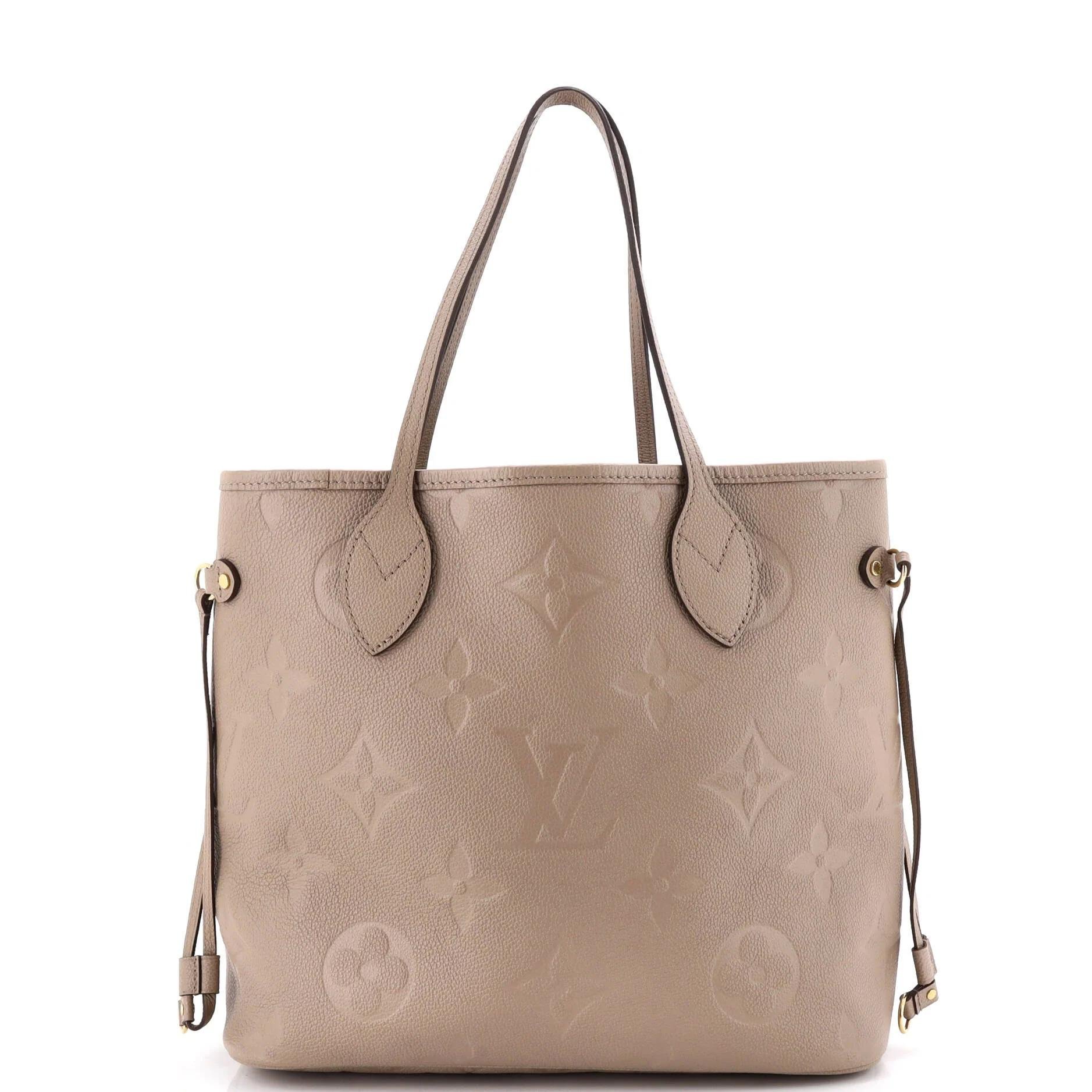 Leather tote