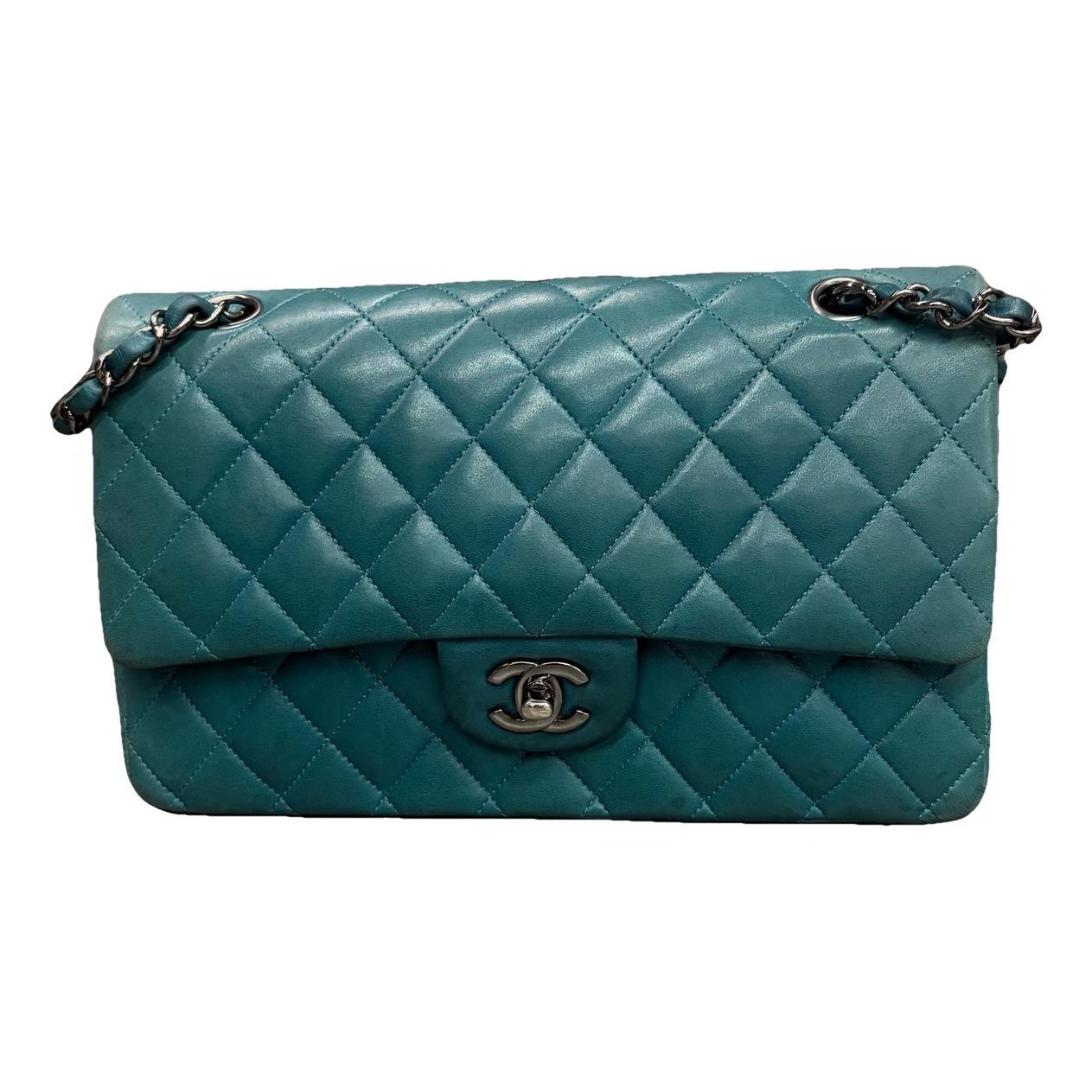 Timeless/Classique leather crossbody bag