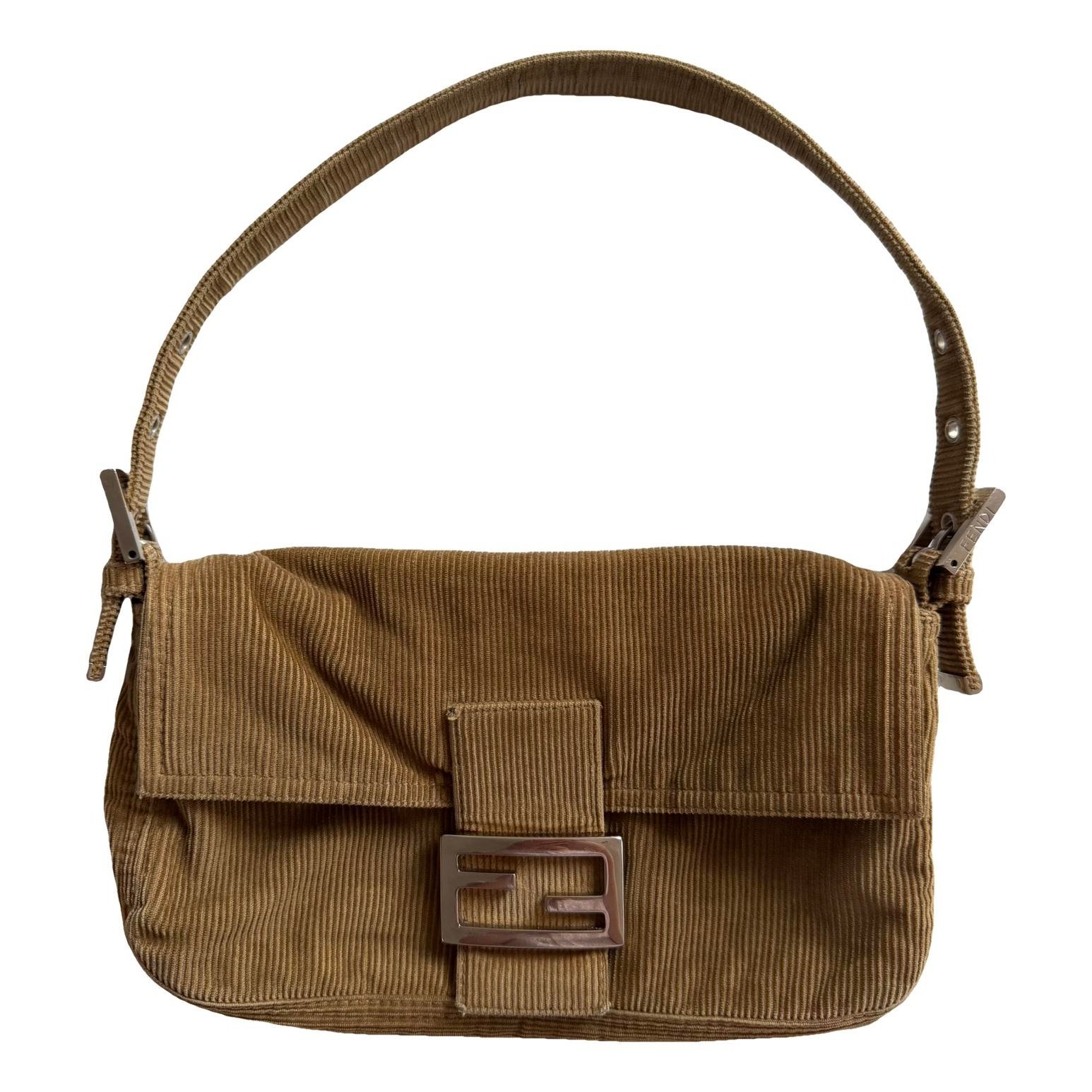 Baguette clutch bag