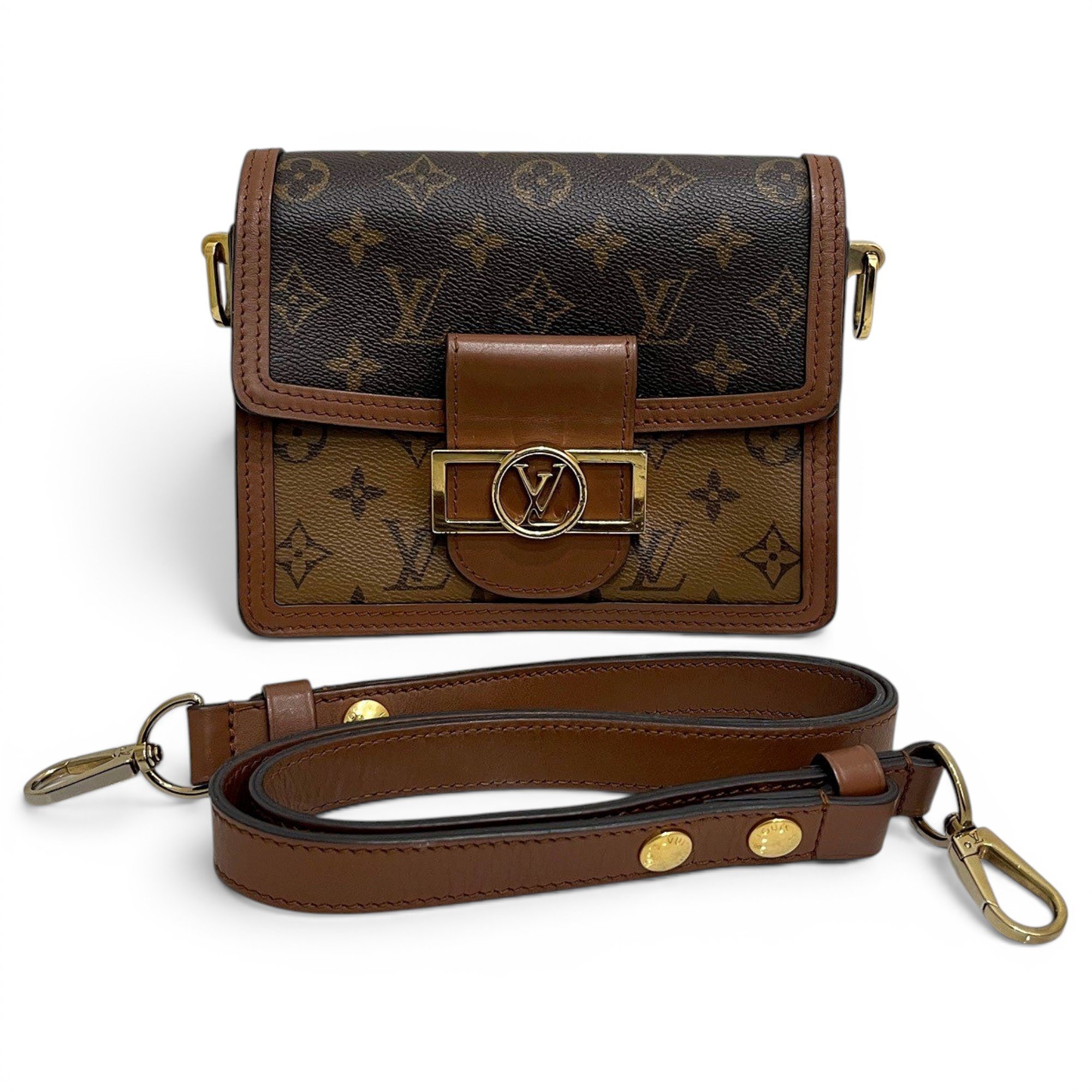 Dauphine leather crossbody bag