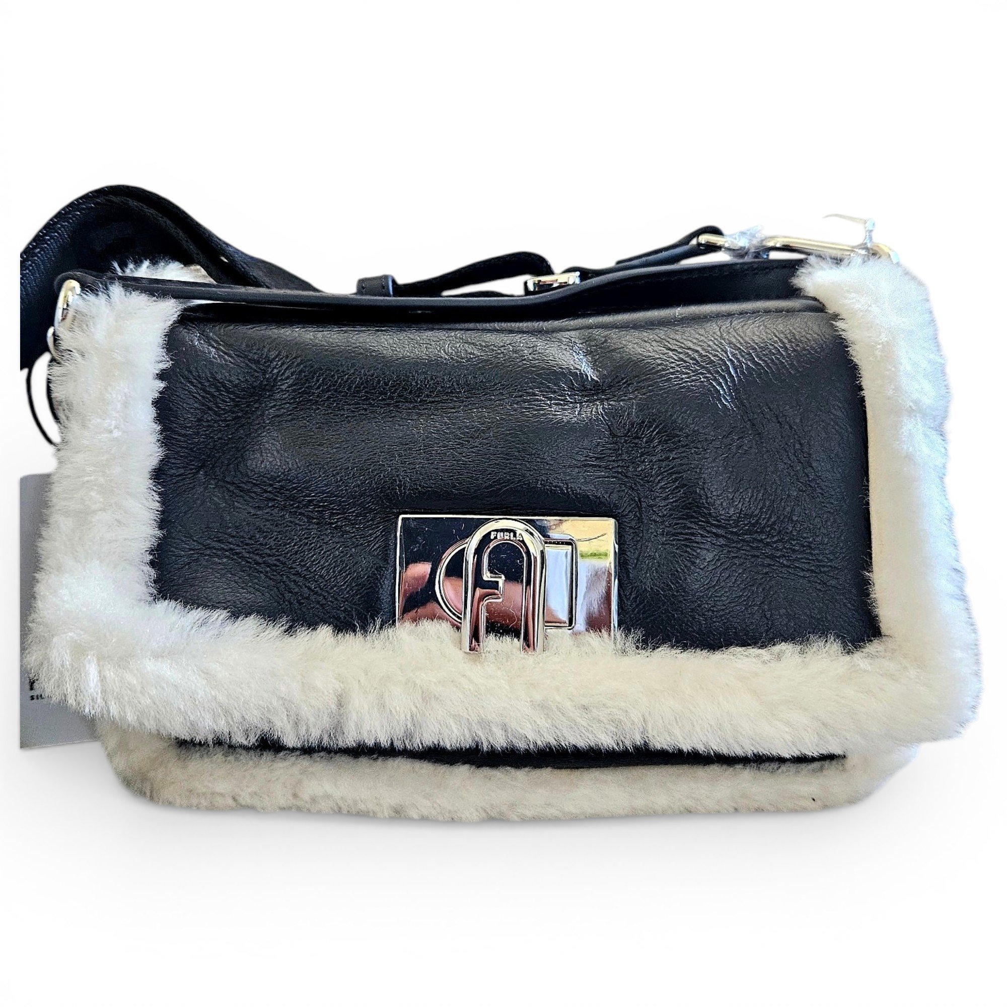 Leather crossbody bag