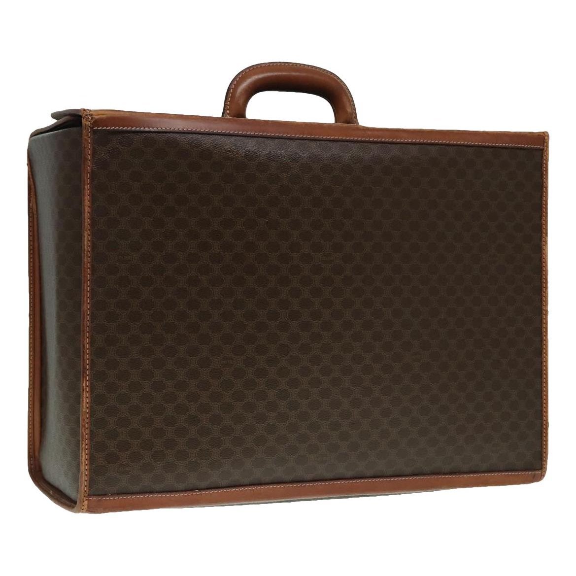 Leather travel bag