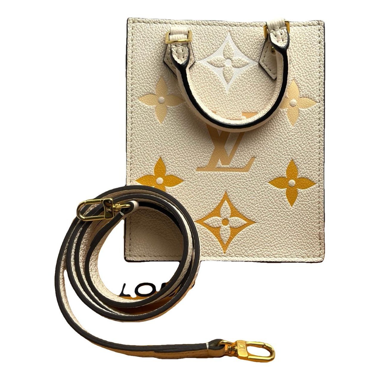Plat leather handbag
