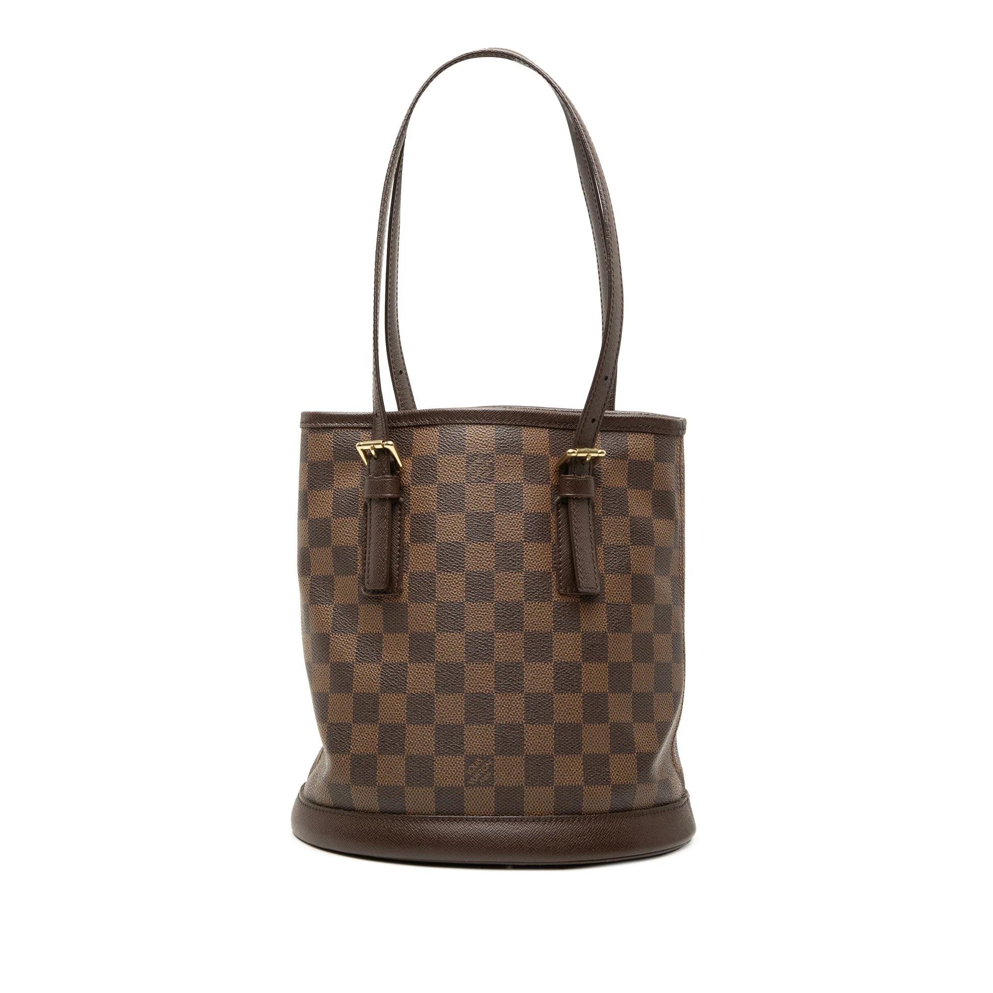 Bucket leather bag