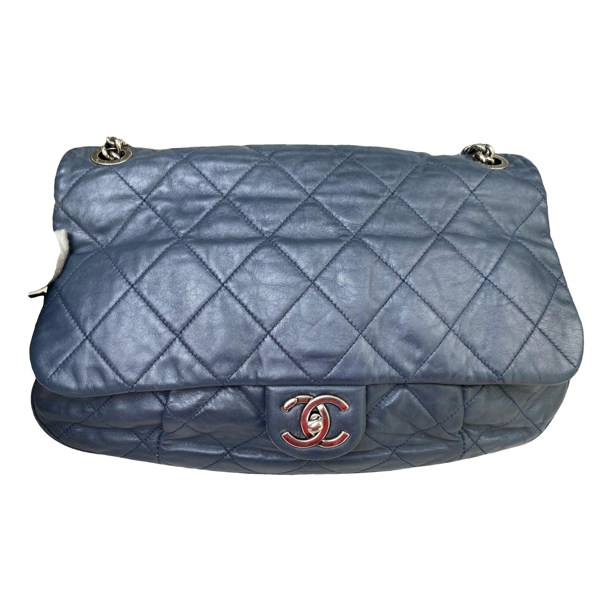 Timeless/Classique leather crossbody bag