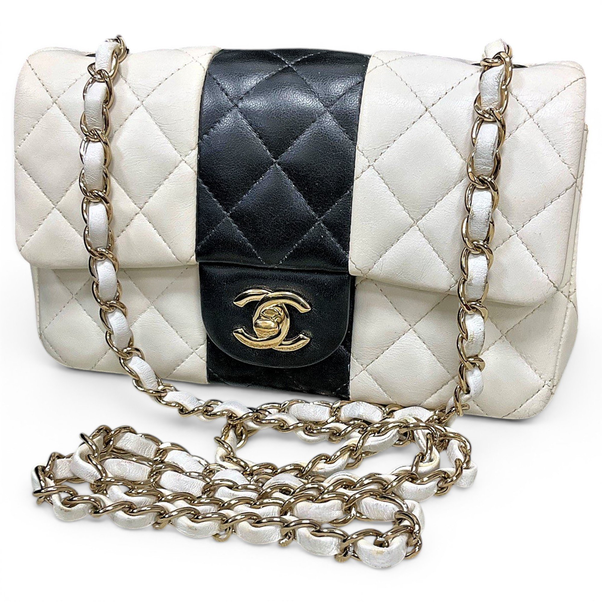 Timeless/Classique leather crossbody bag