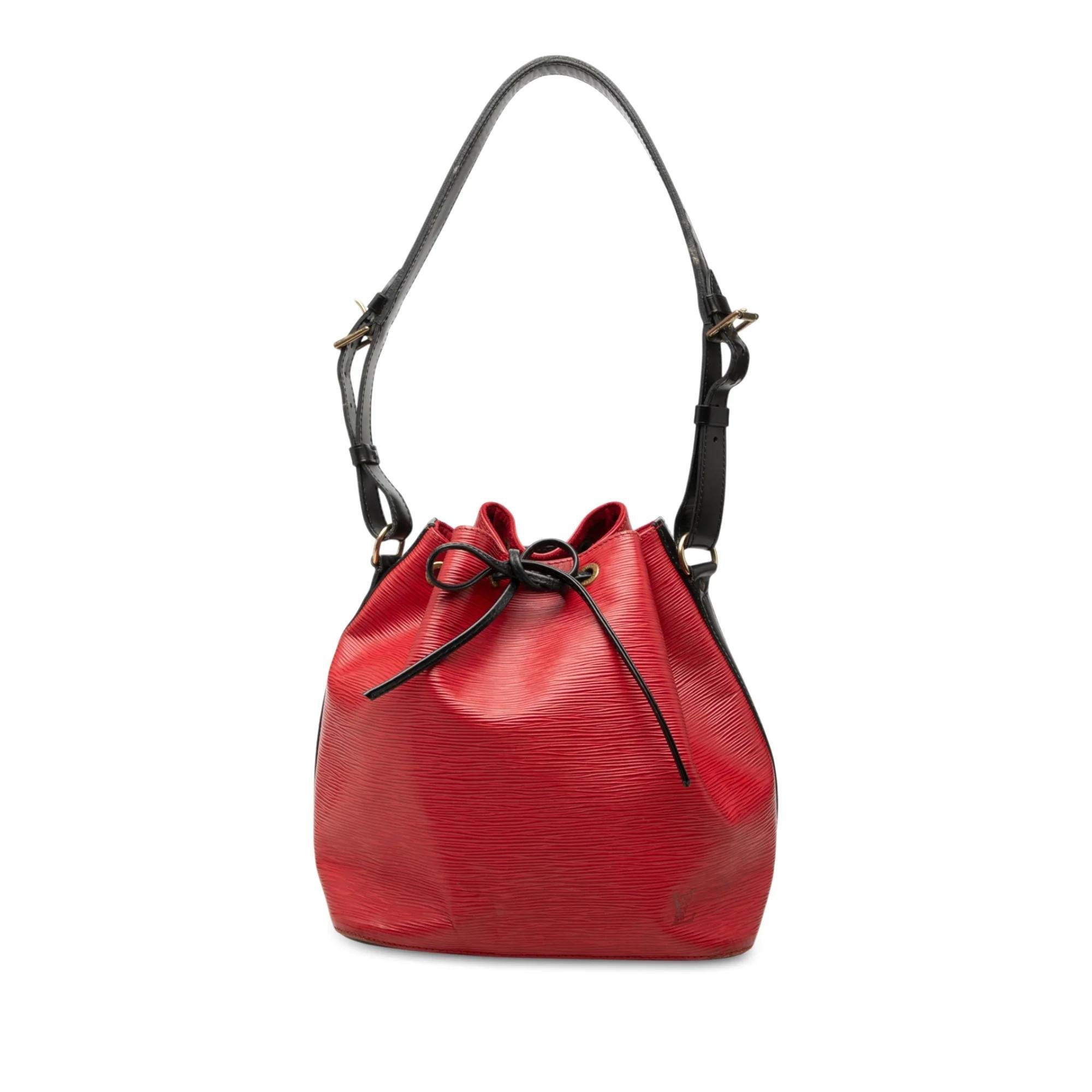 Bucket leather bag