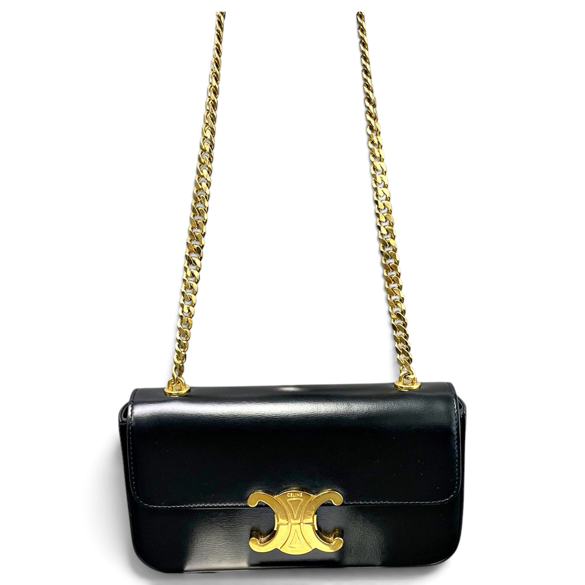 Triomphe chain leather handbag