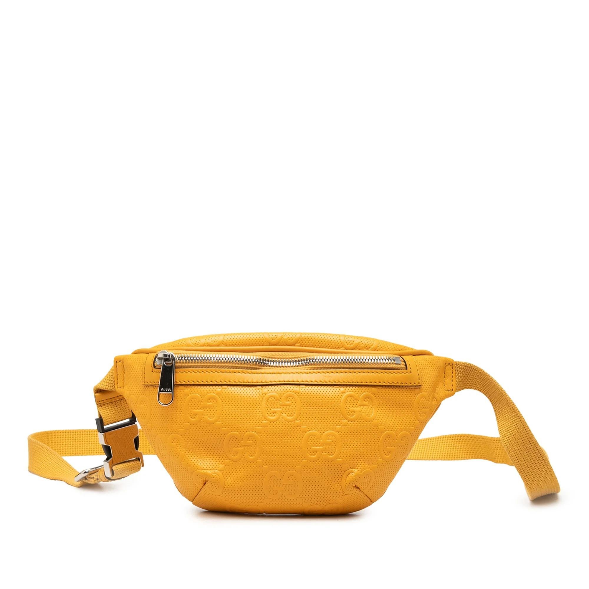 Gucci B leather handbag
