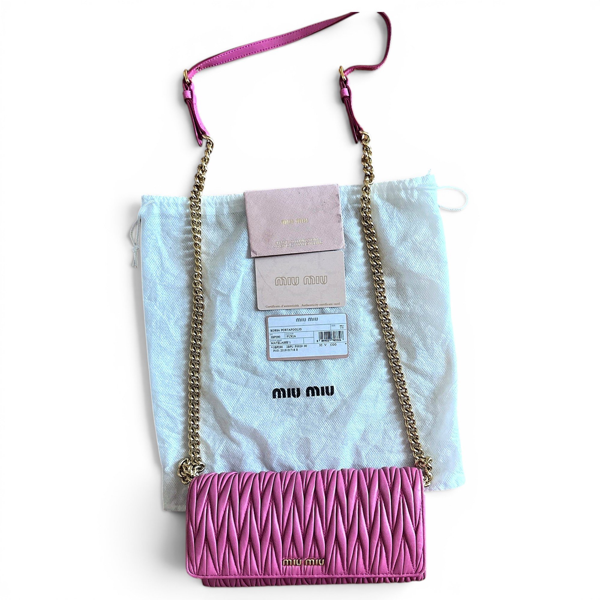 Matelassé leather crossbody bag