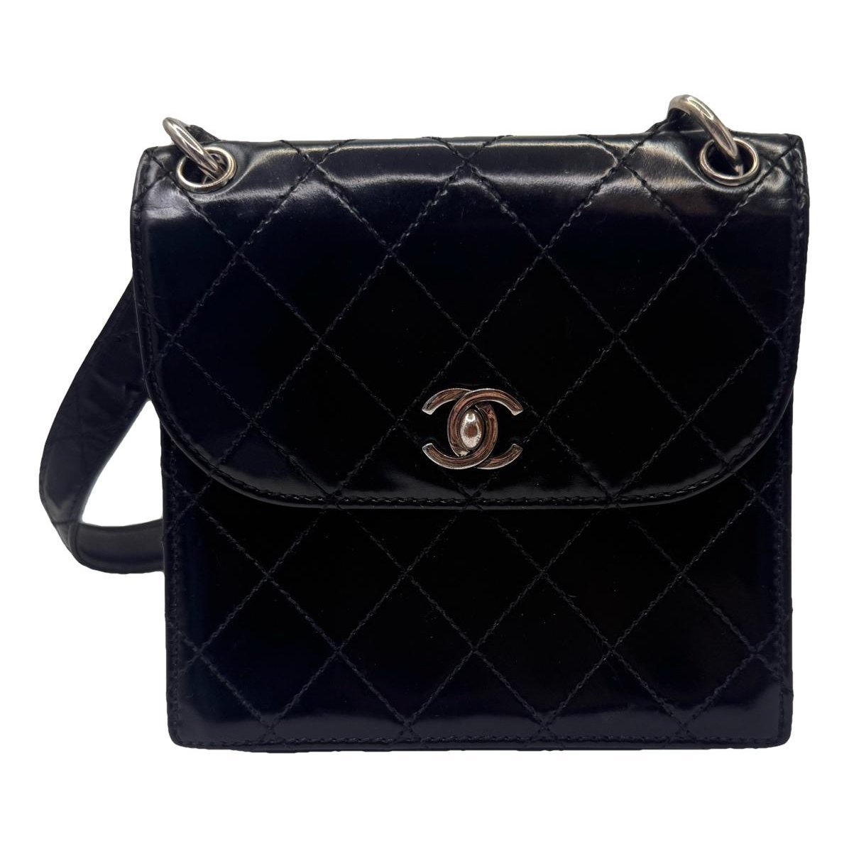 Patent leather handbag