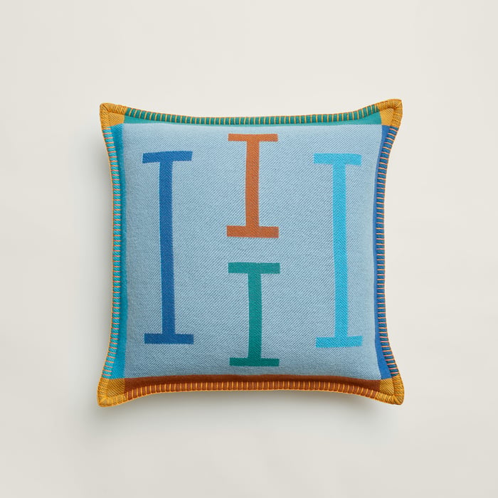 Hi Pillow