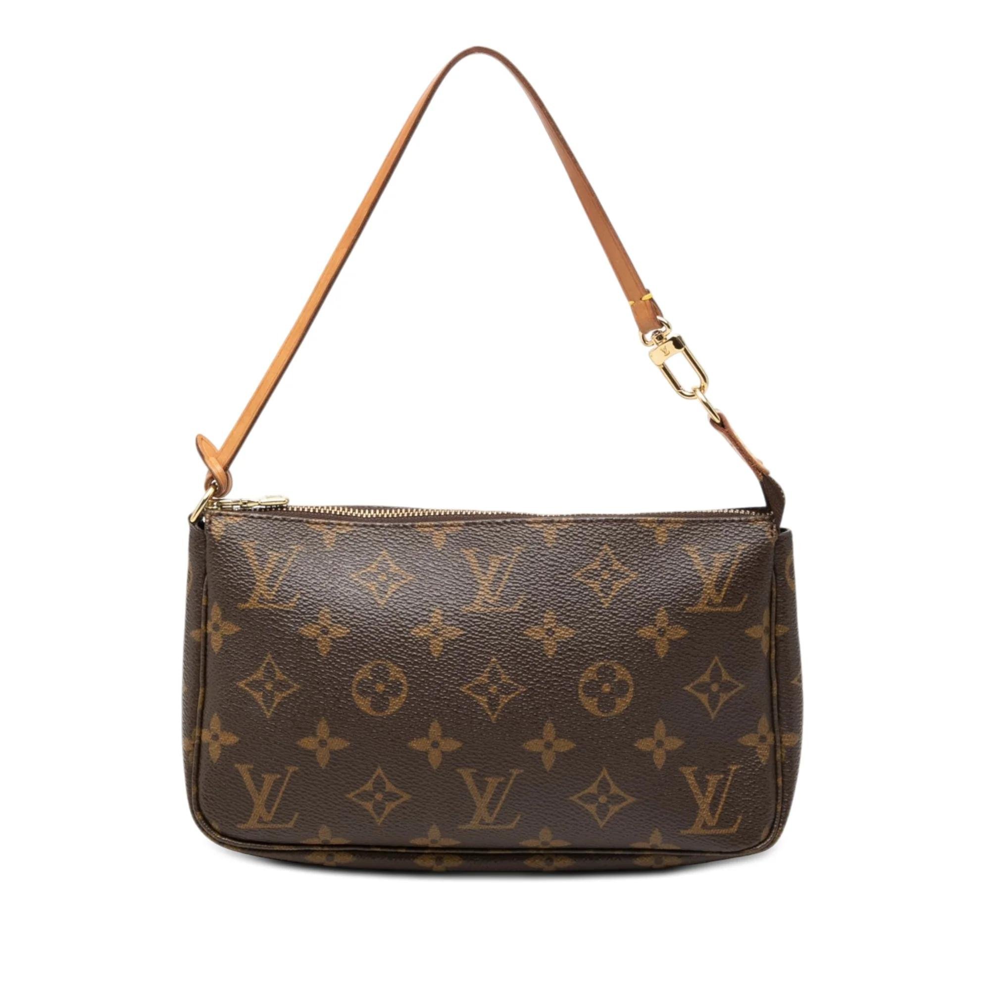 Pochette Accessoire leather handbag