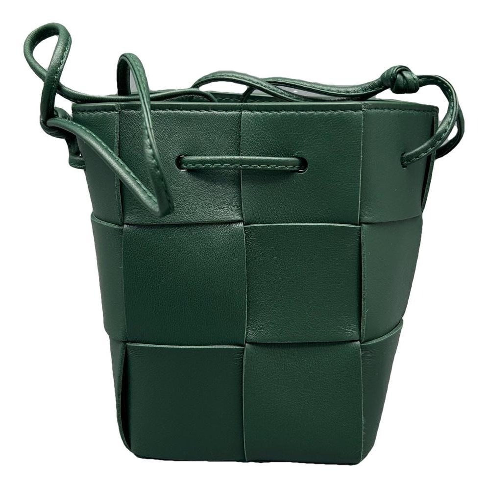 Cassette Bucket leather handbag