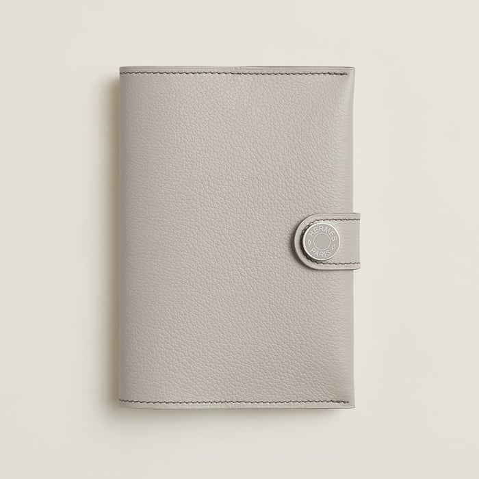 Béton R.M.S Passport Holder