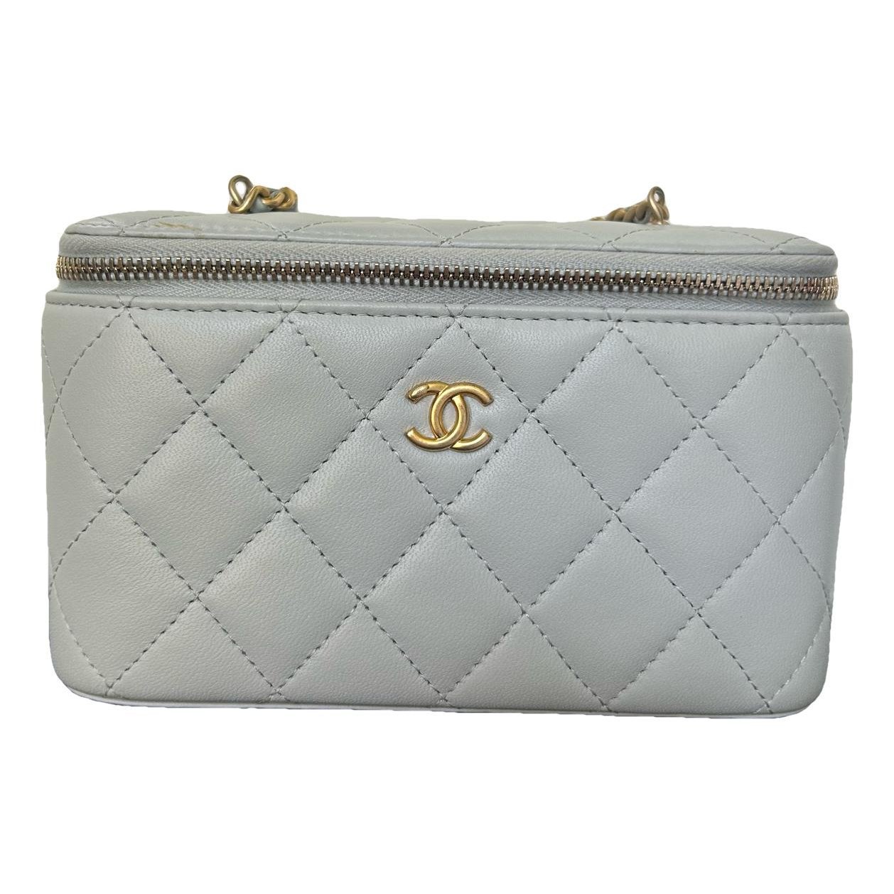 Trendy CC Vanity leather handbag
