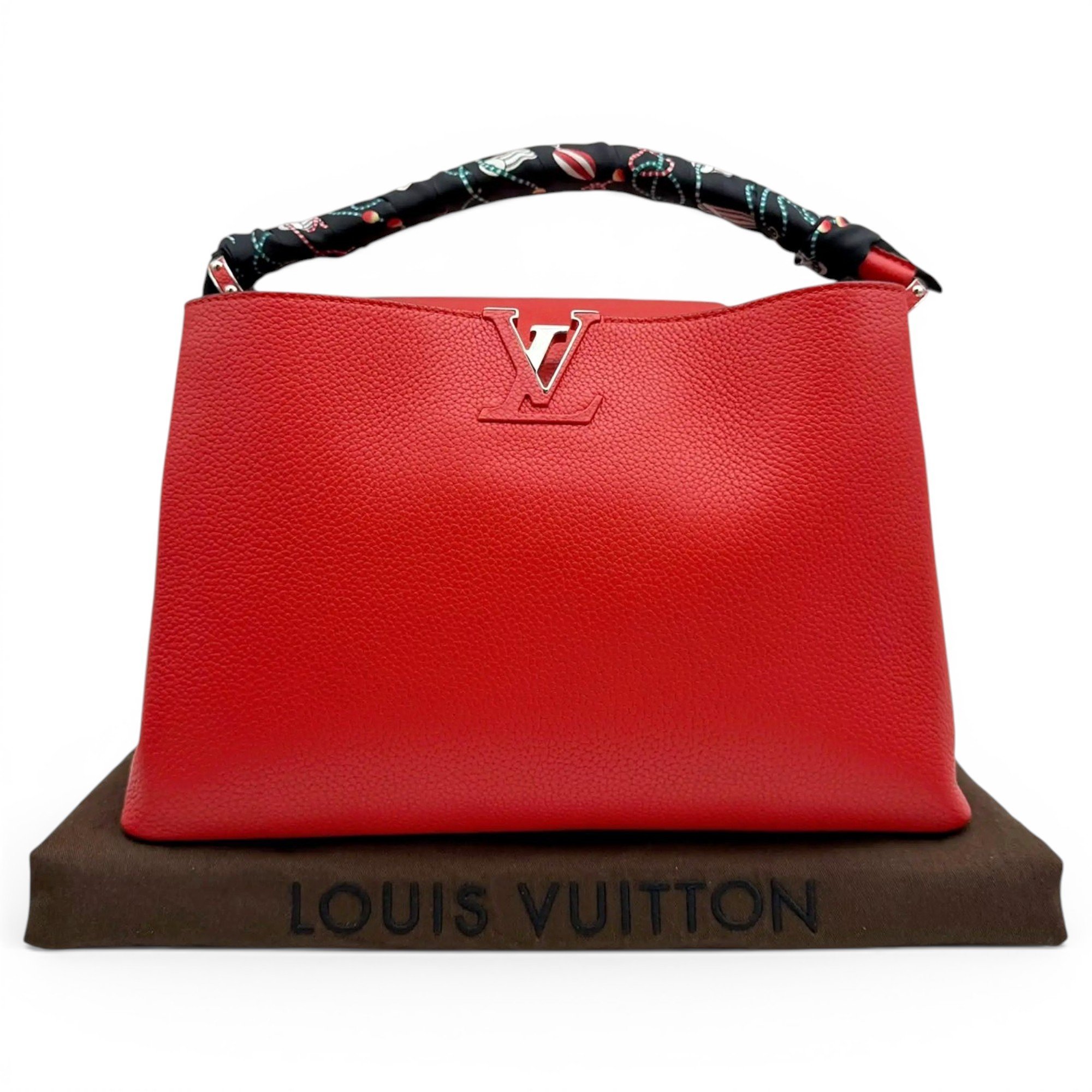 Capucines leather handbag