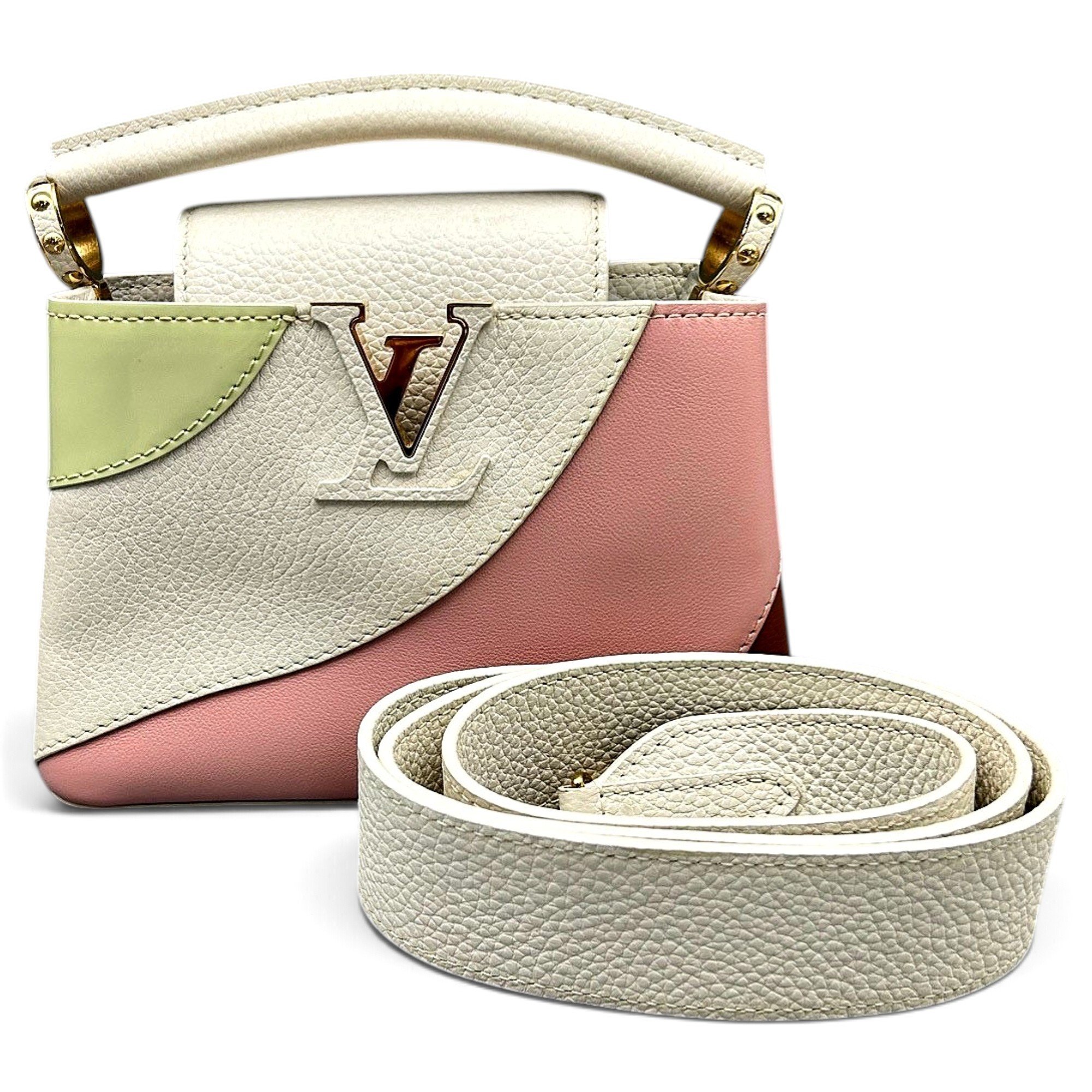 Capucines leather handbag