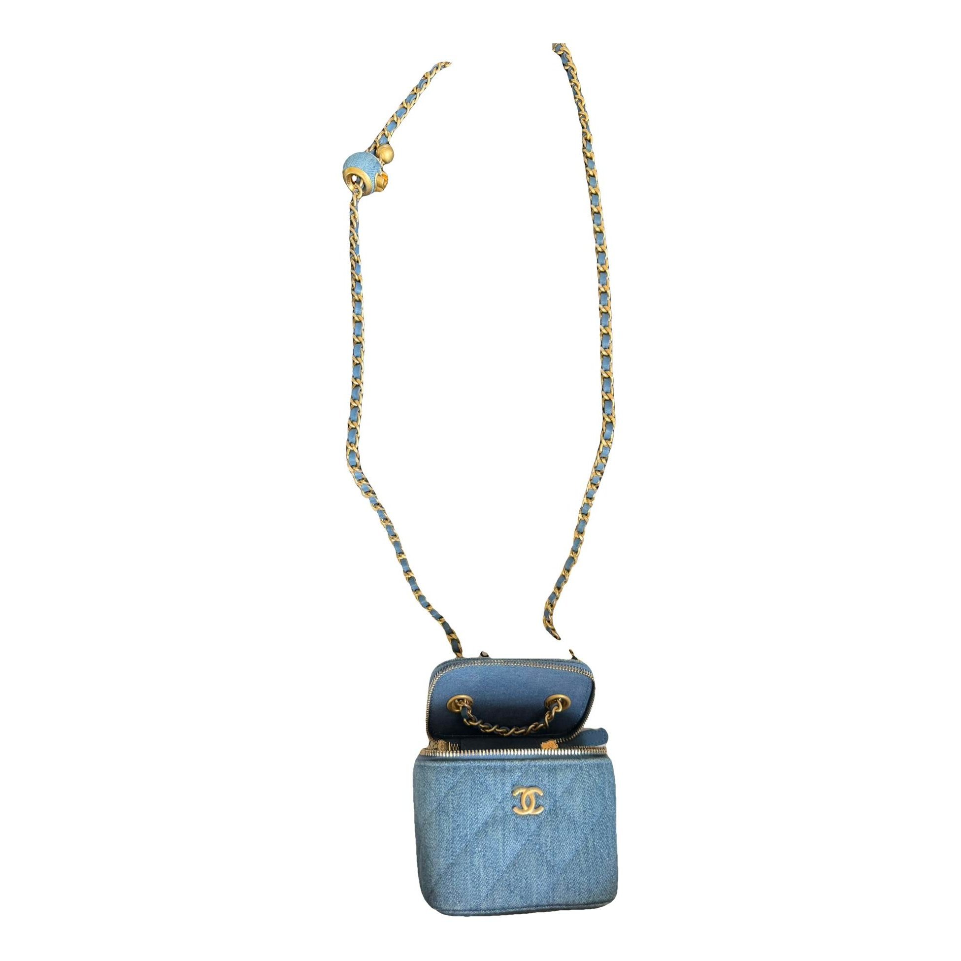 Vanity crossbody bag
