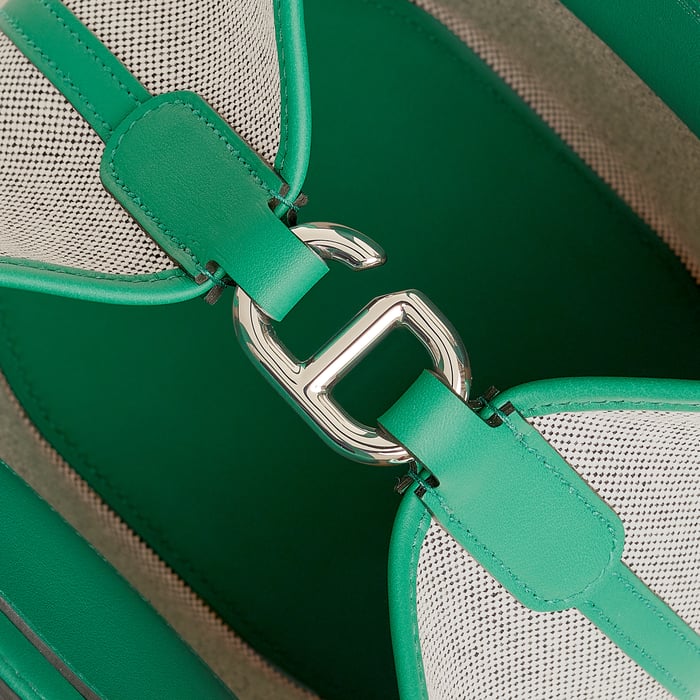 Hermès In-the-loop 18 백