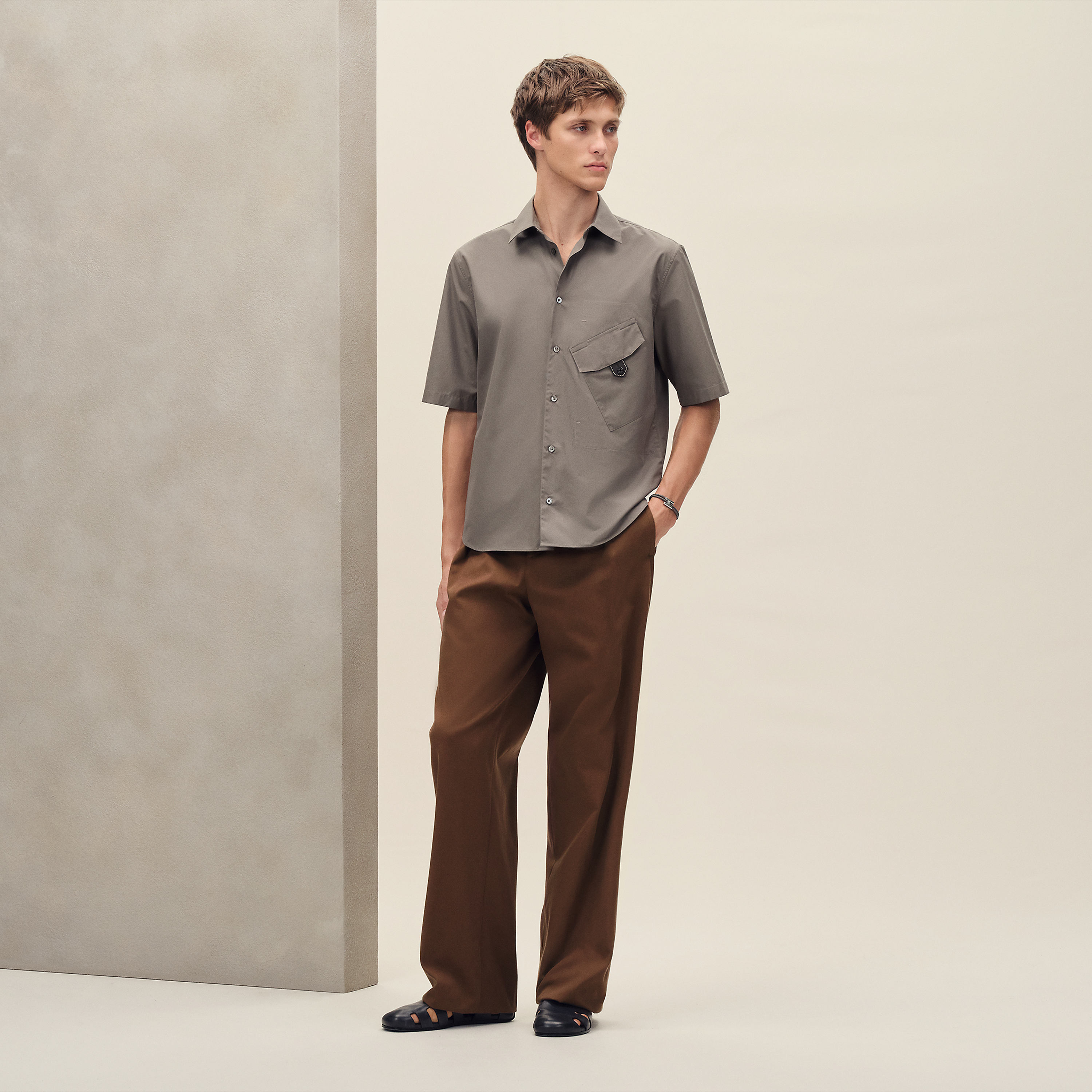 Short-sleeve straight cut shirt with leather detail