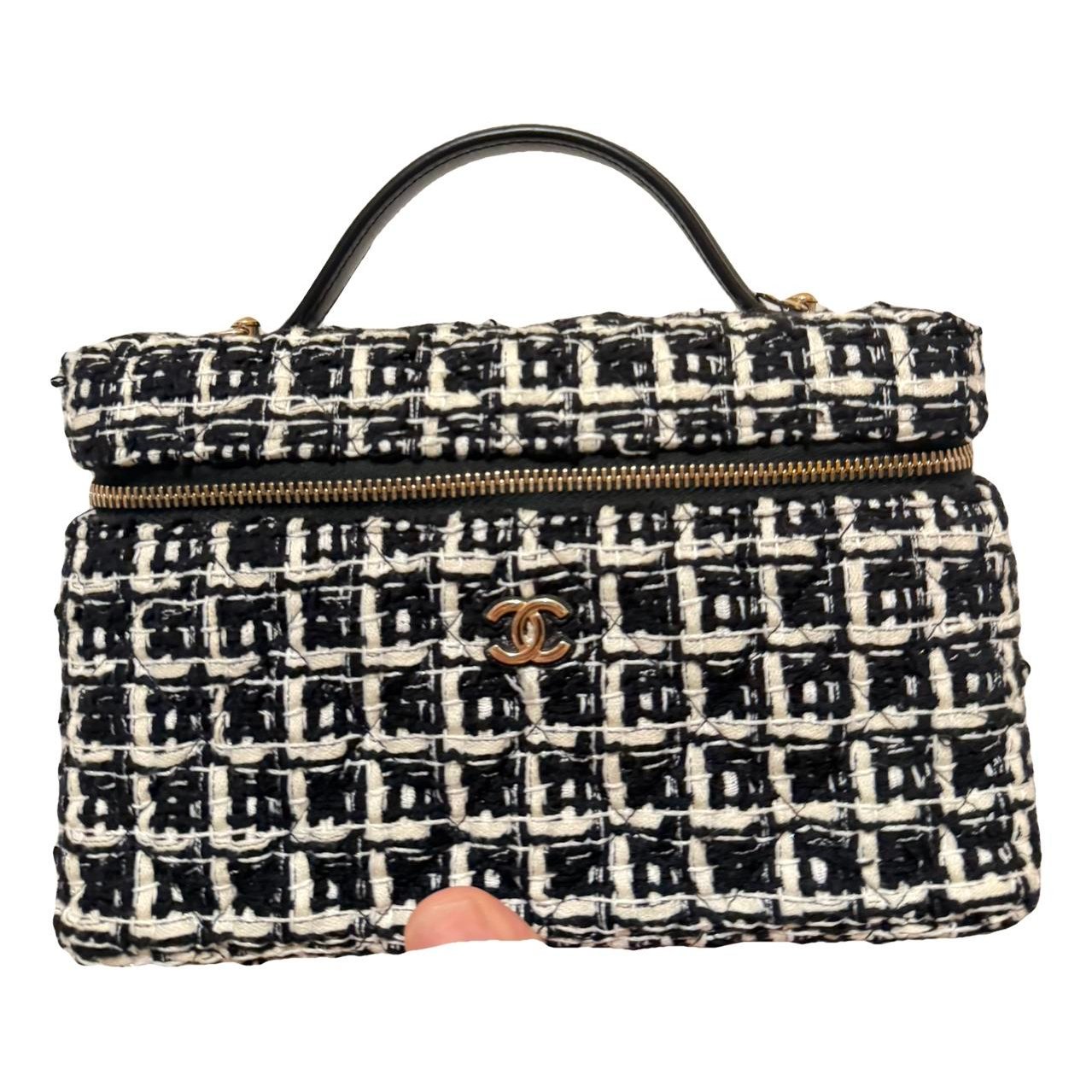 Tweed clutch bag