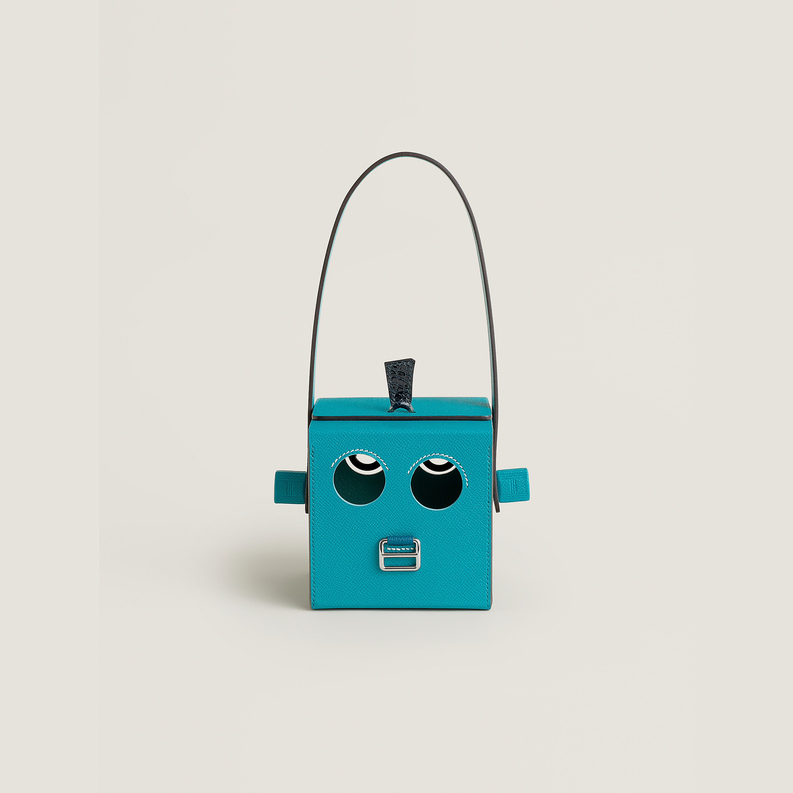 Robot cube minaudiere