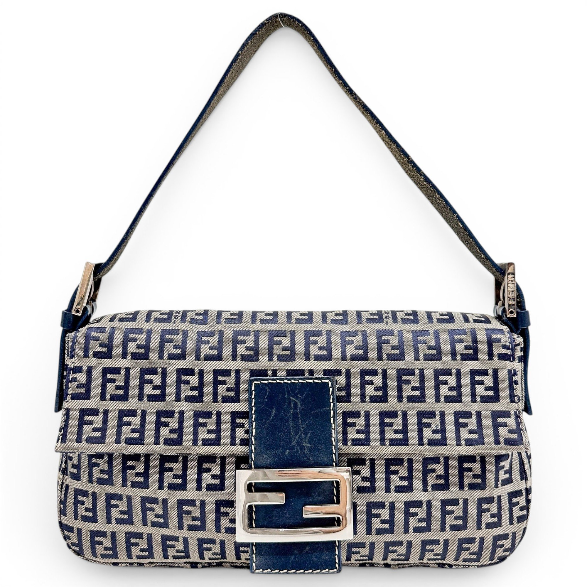 Baguette cloth handbag