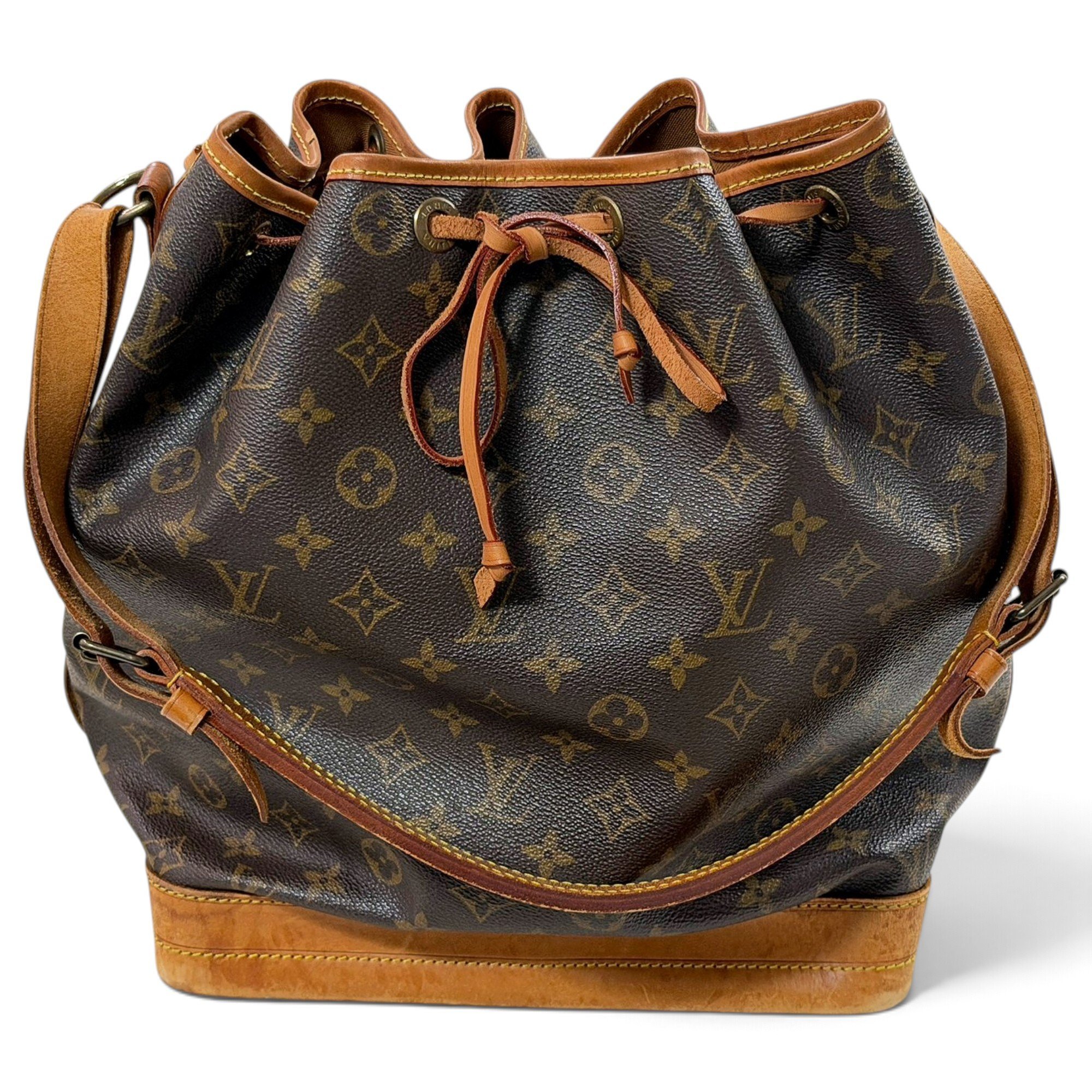 Noé leather handbag