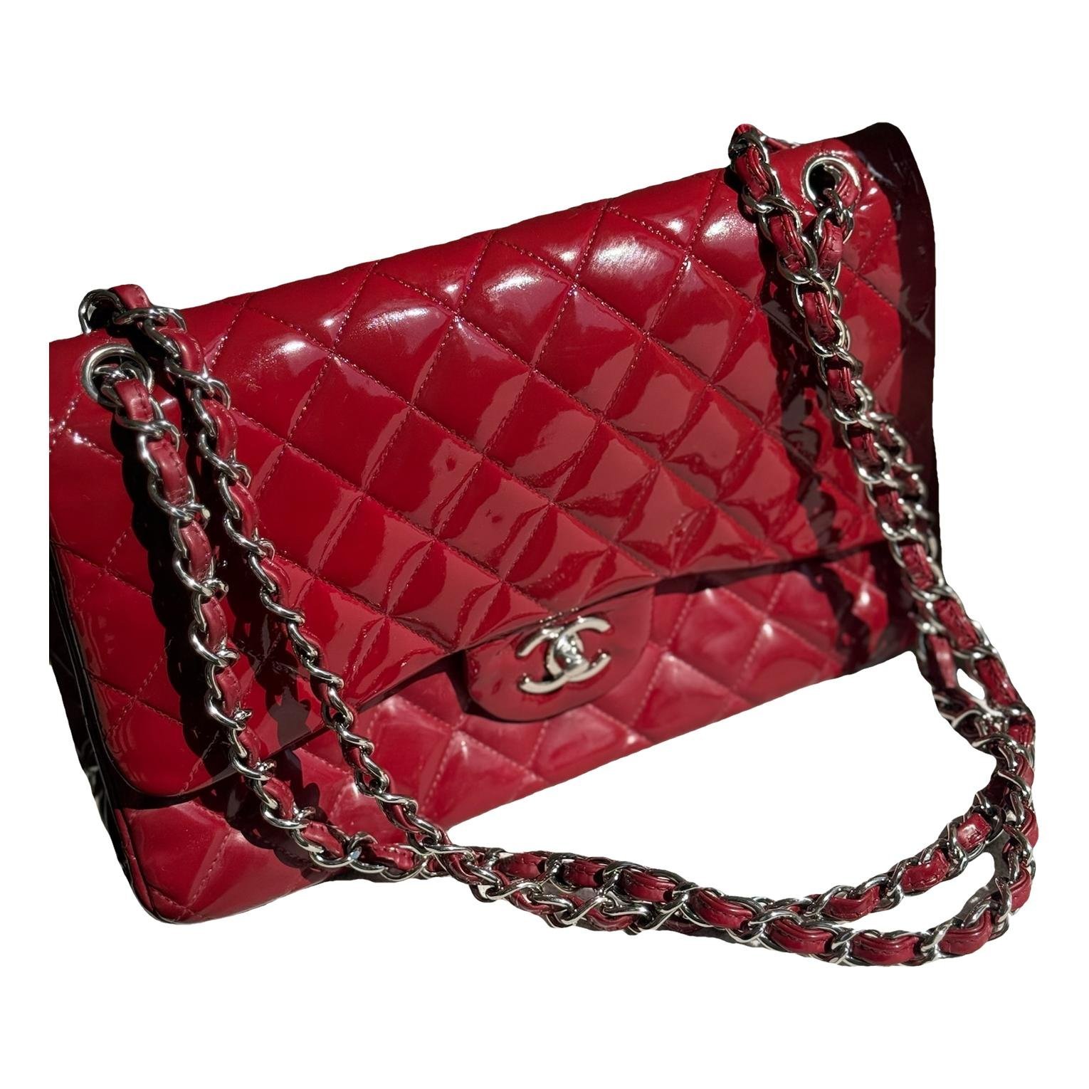 Timeless/Classique patent leather handbag