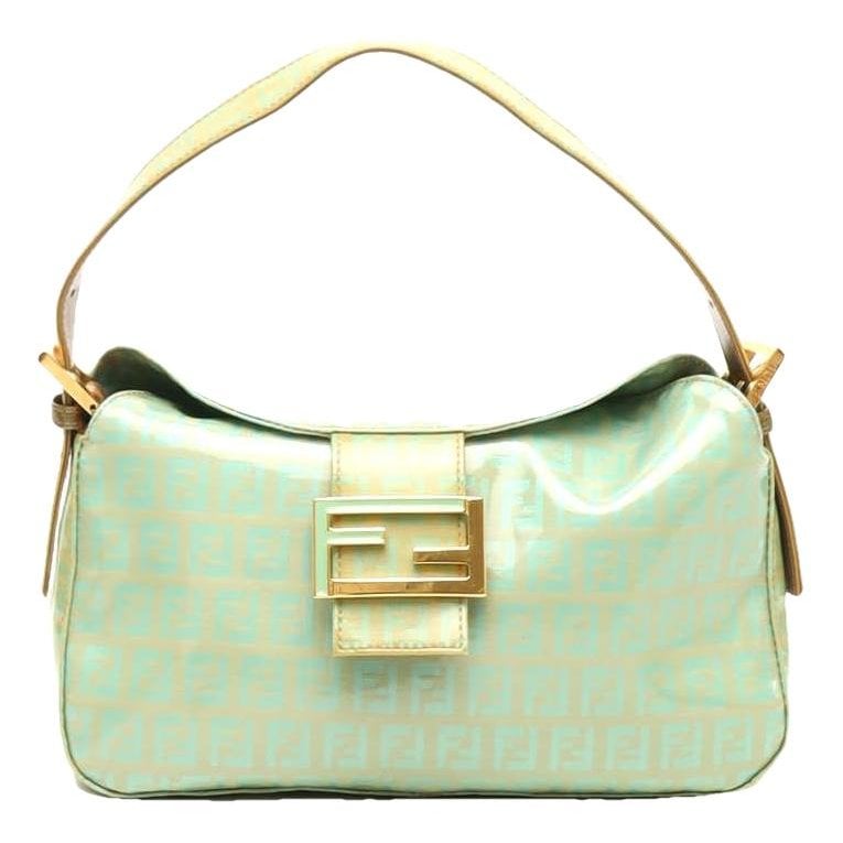 Baguette patent leather handbag
