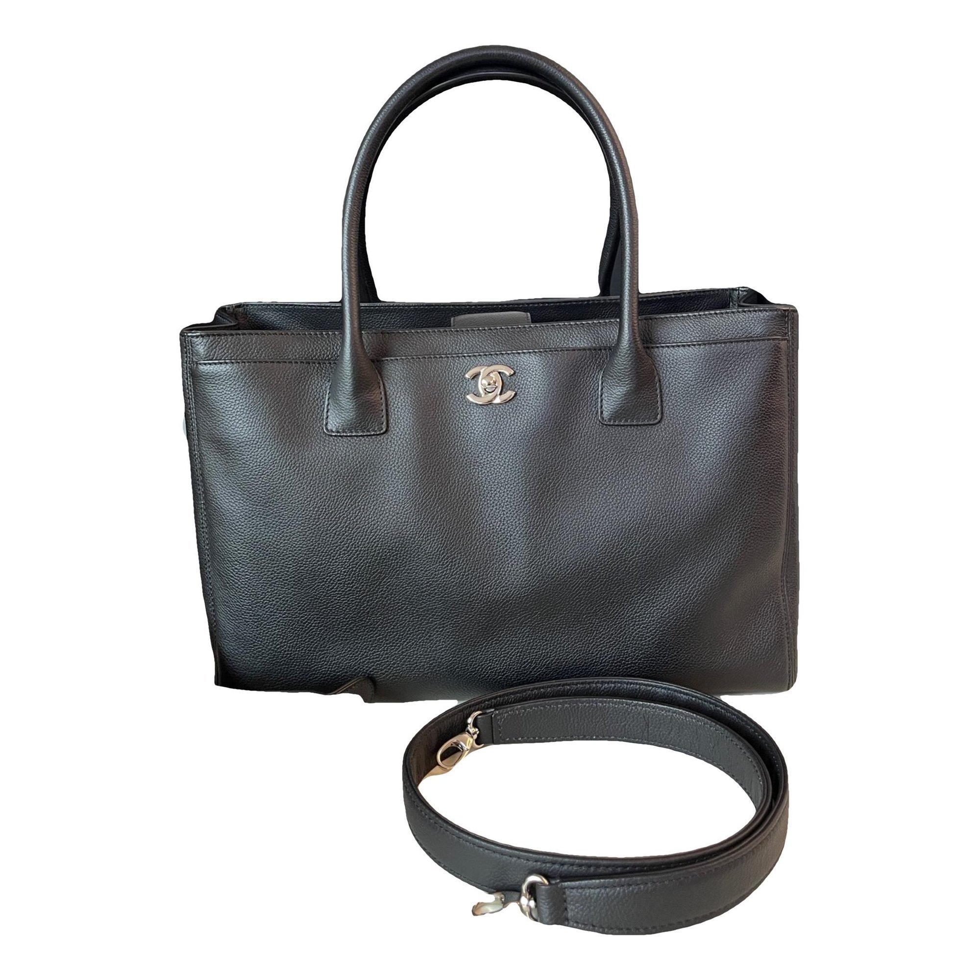 Executive leather handbag