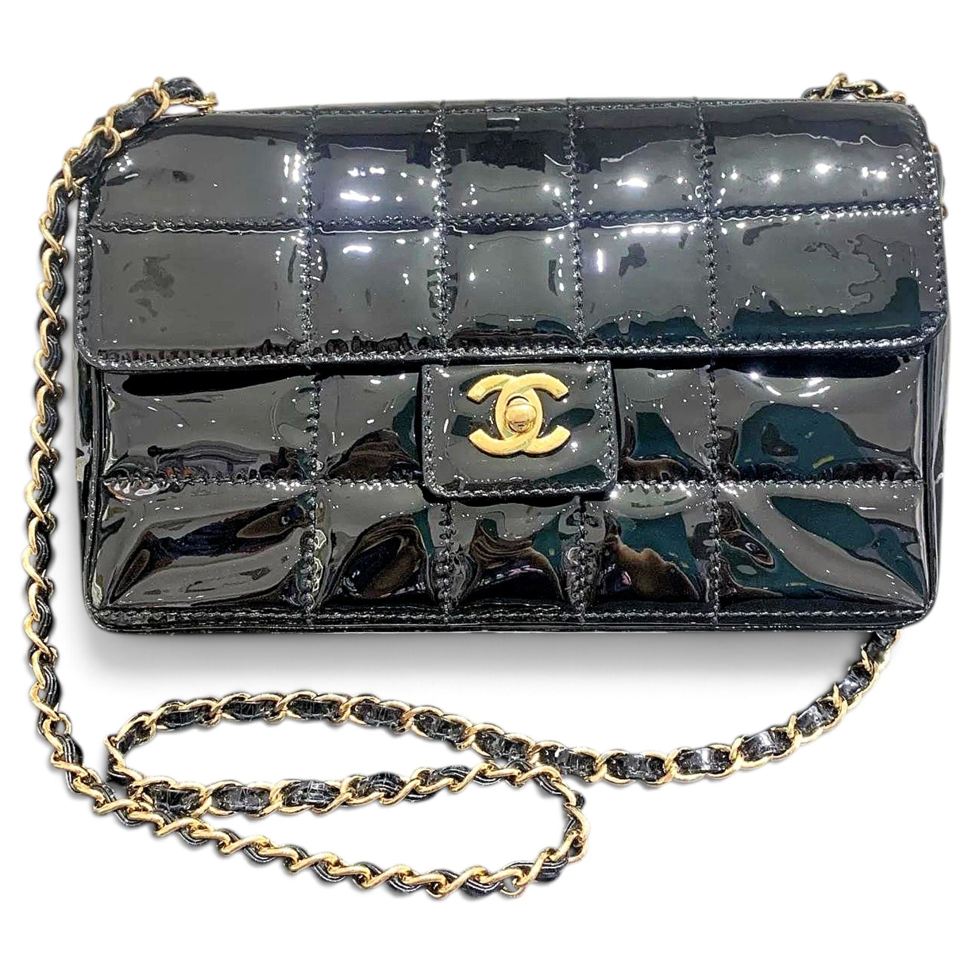 Patent leather handbag