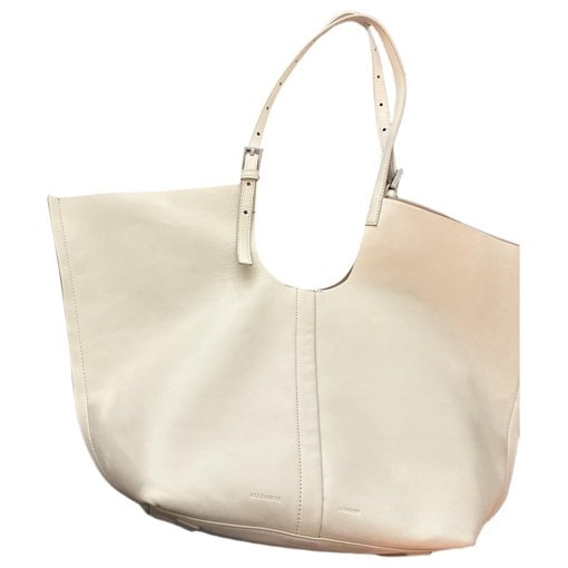 Leather tote