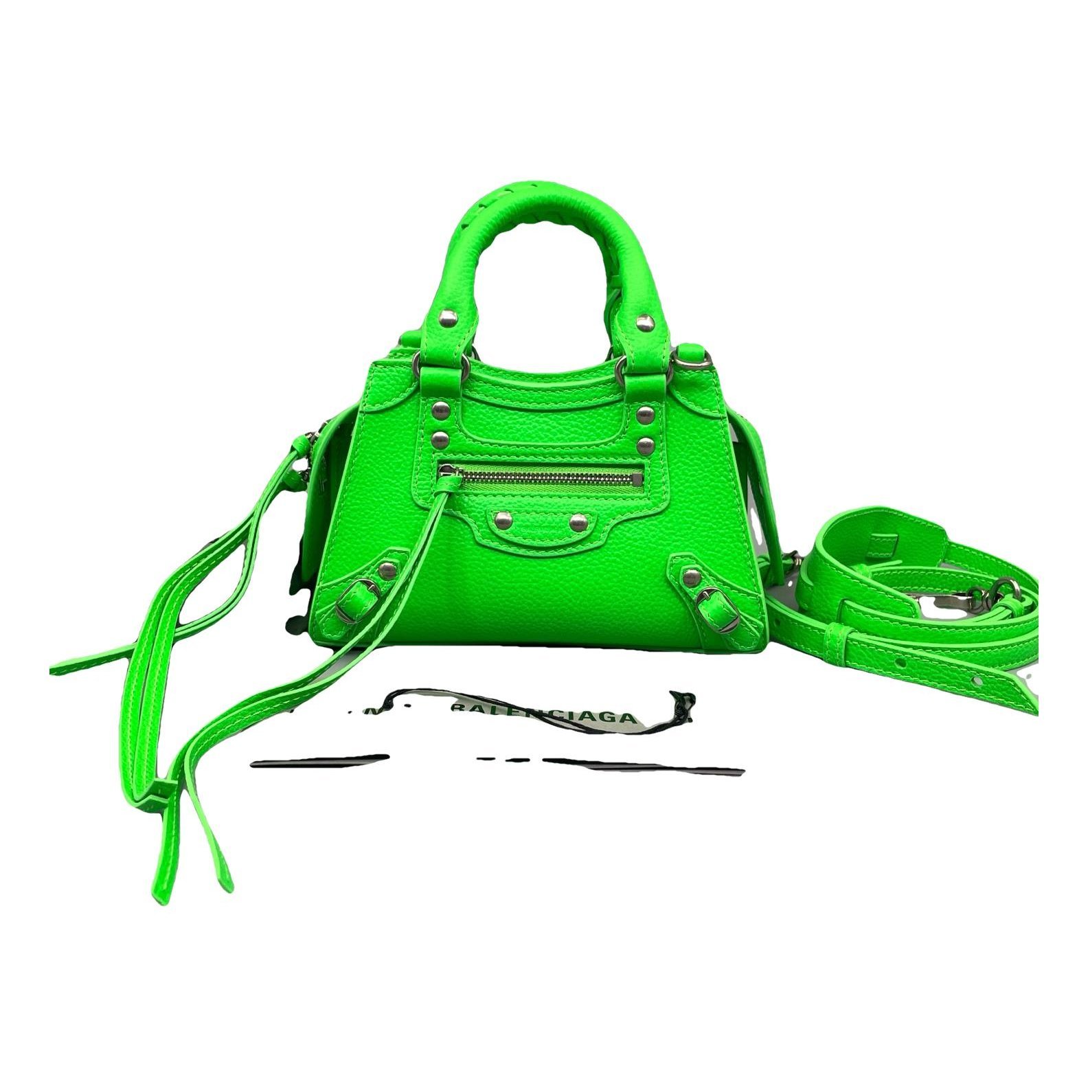 Neo Classic leather handbag