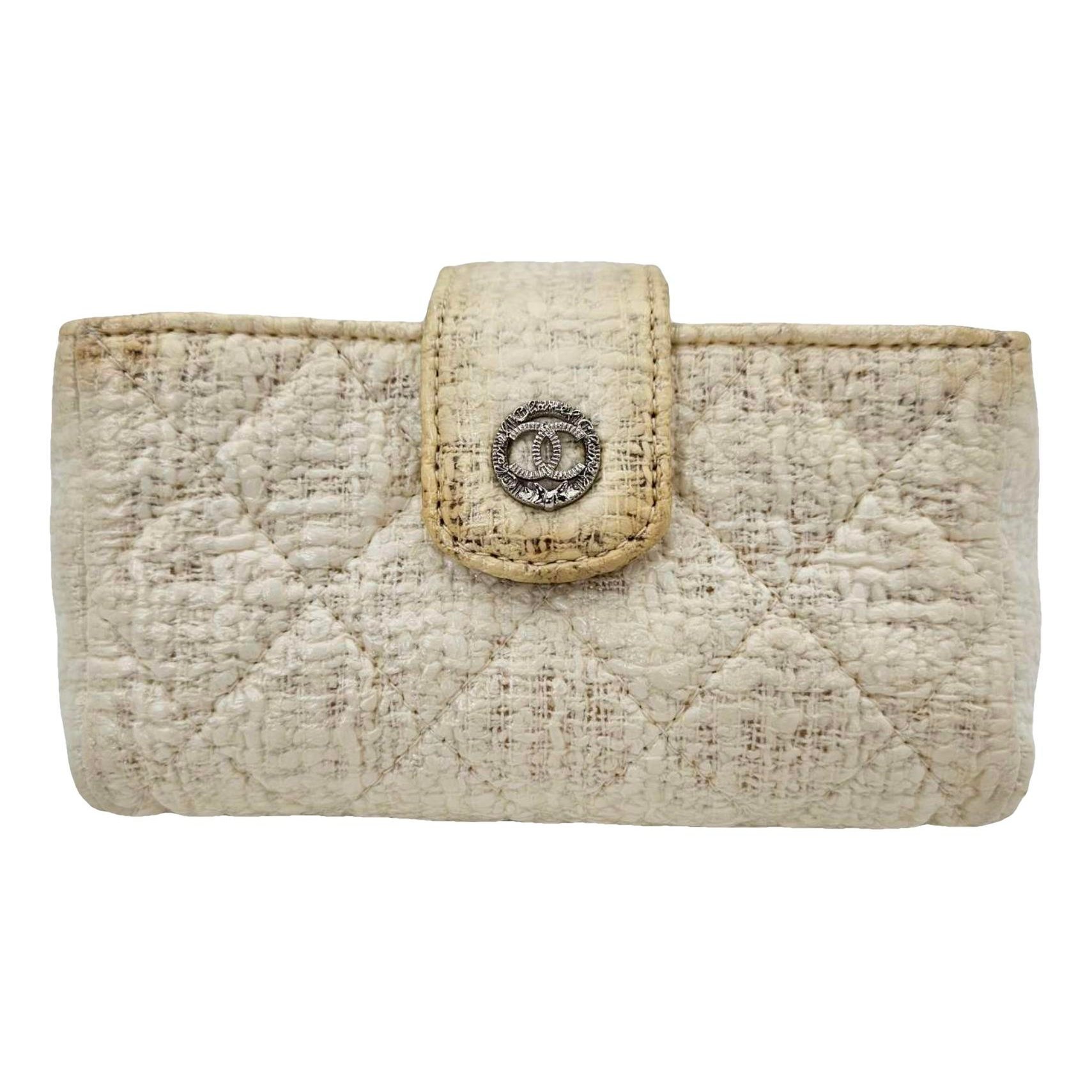 Tweed clutch bag