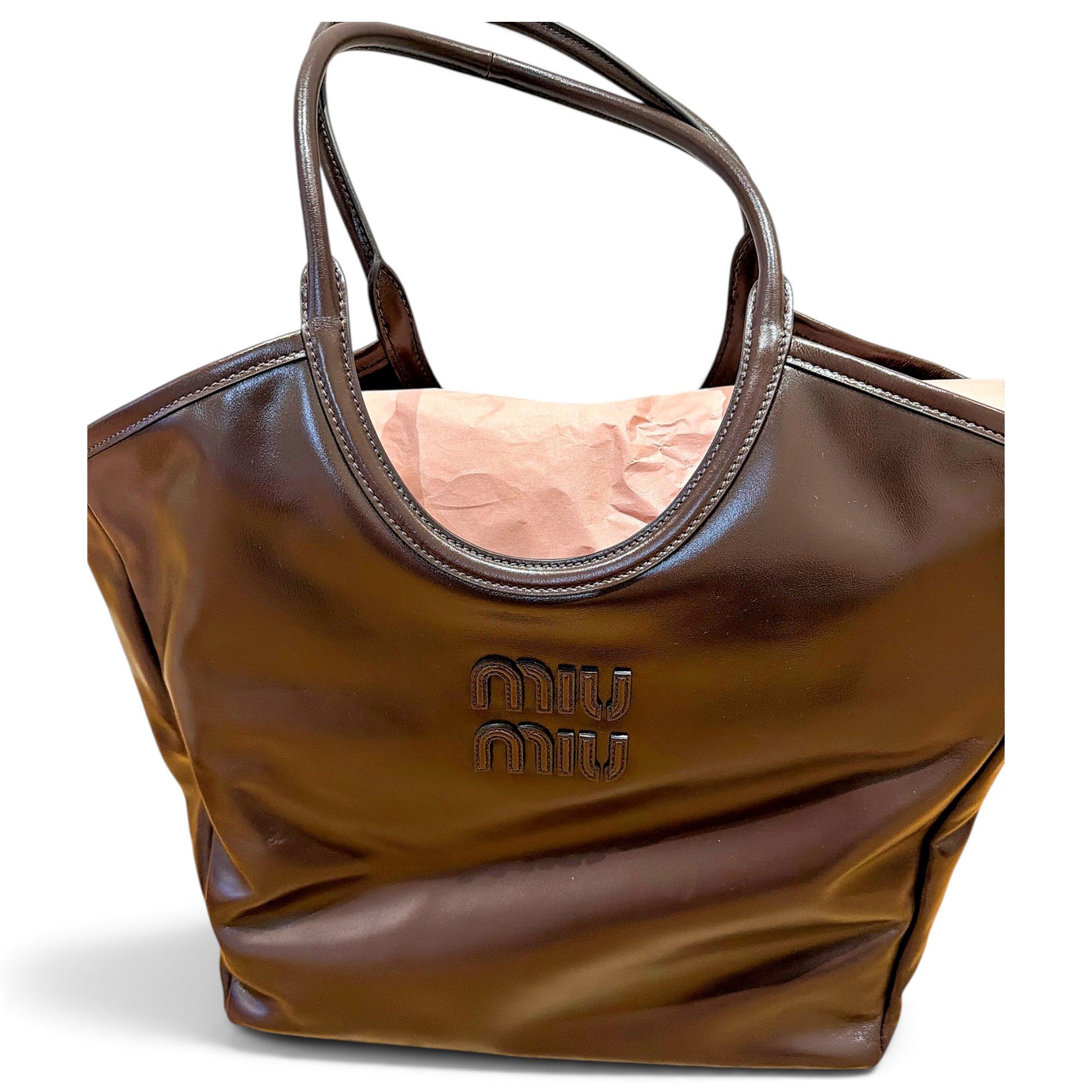 Leather tote