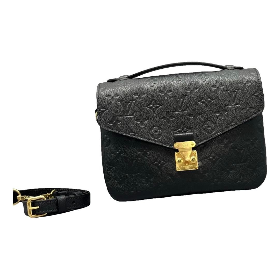Metis leather handbag