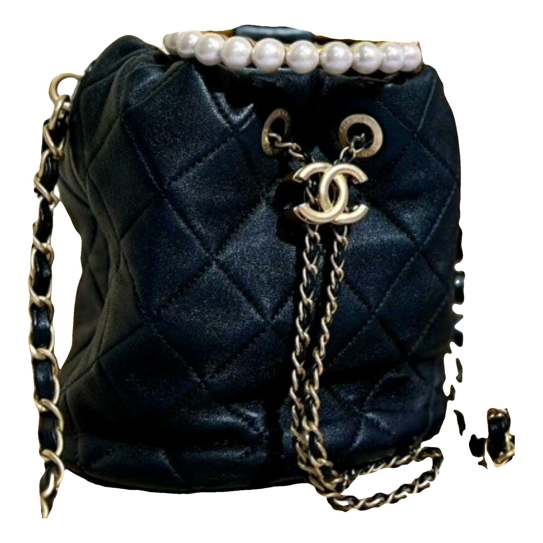 Chanel Gabrielle Bucket leather crossbody bag