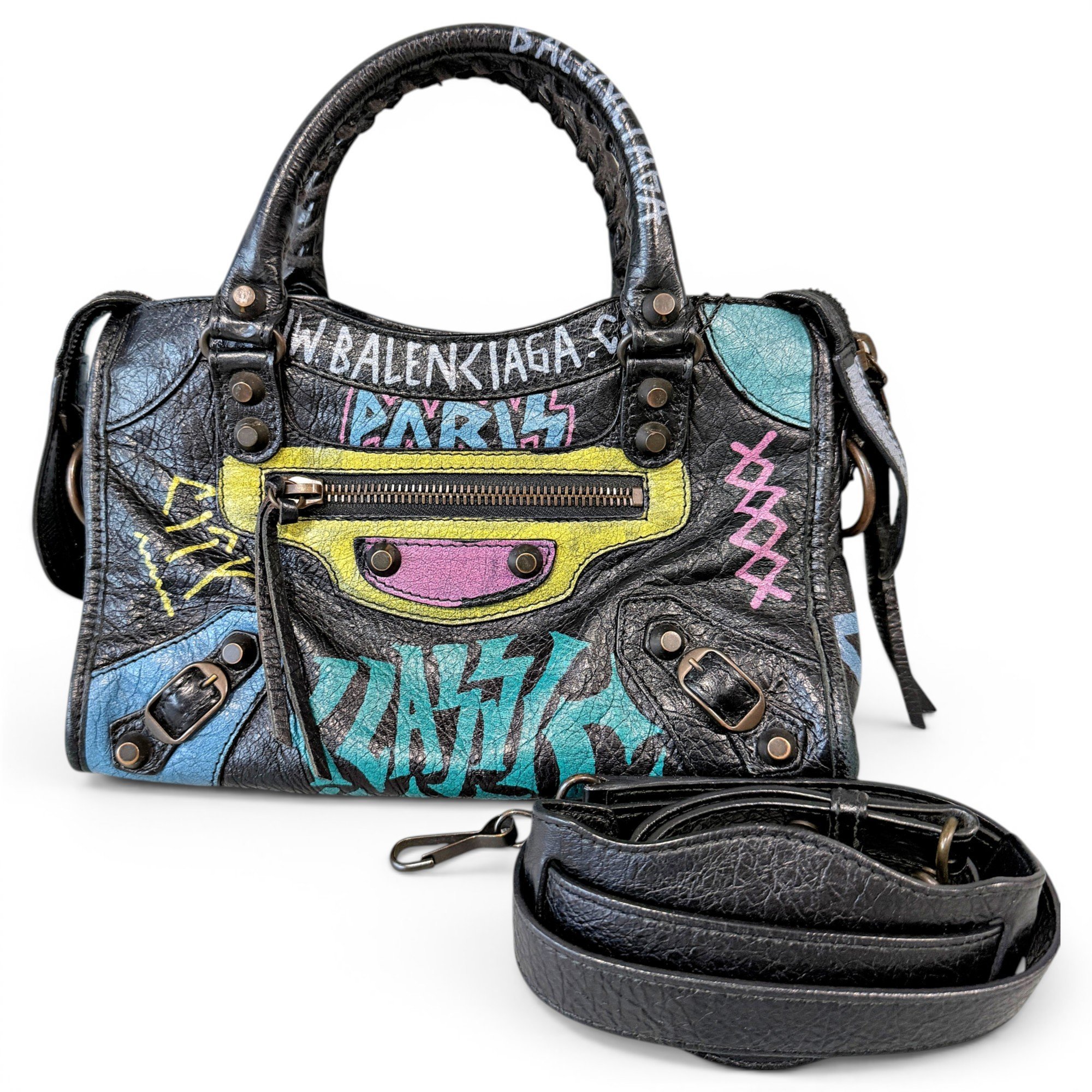 City leather handbag