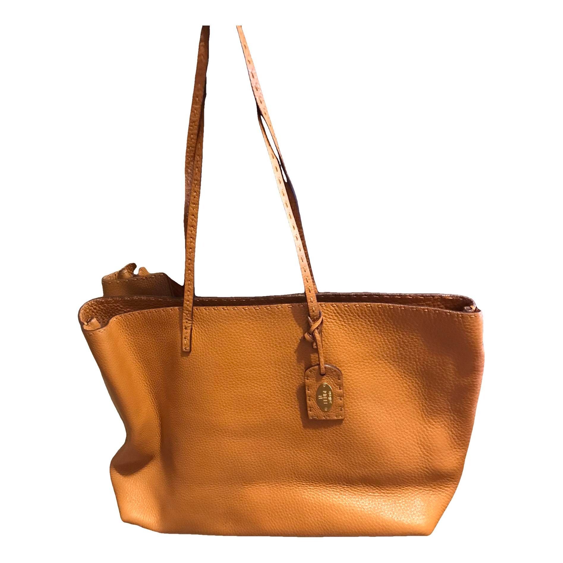 Carla Selleria leather handbag