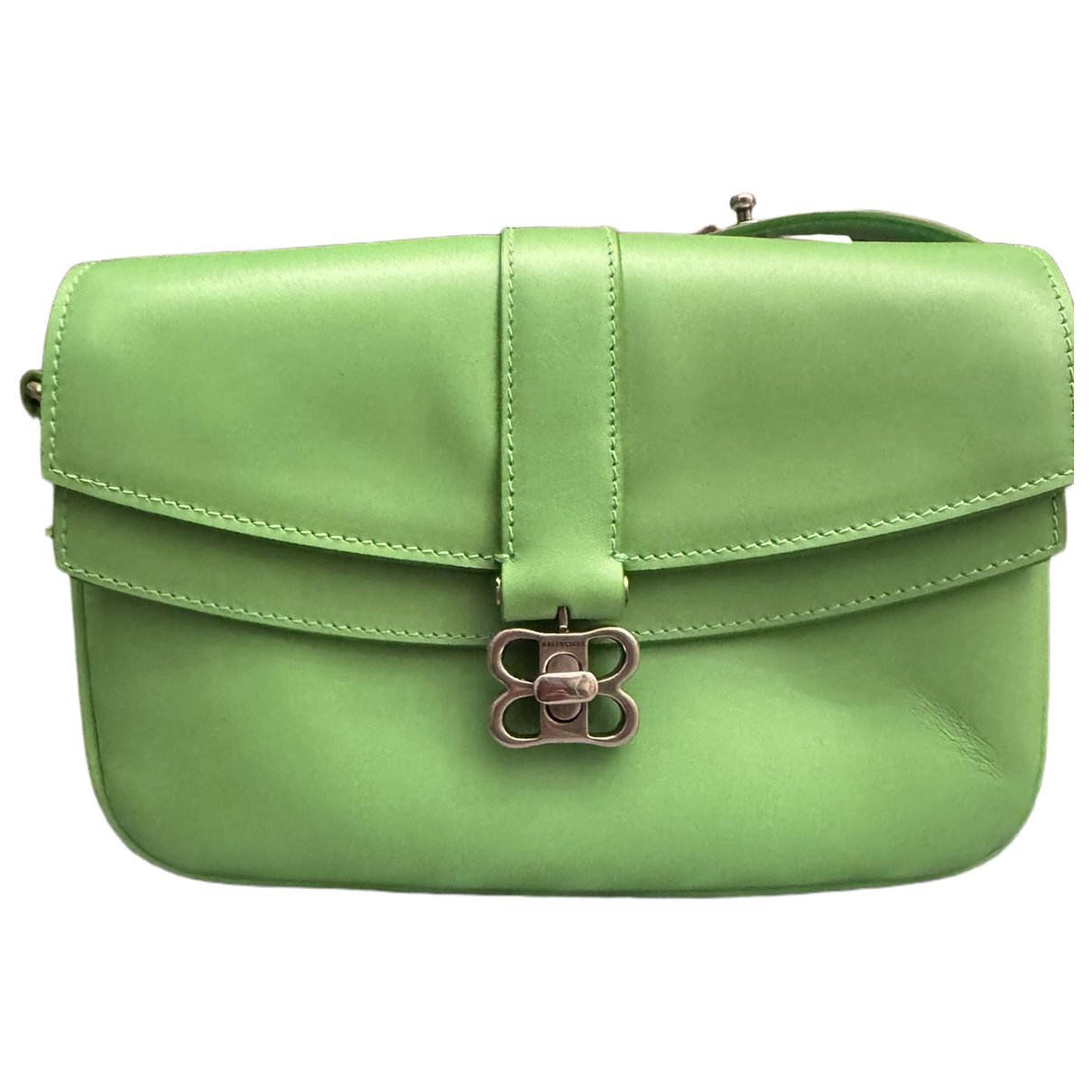B leather handbag