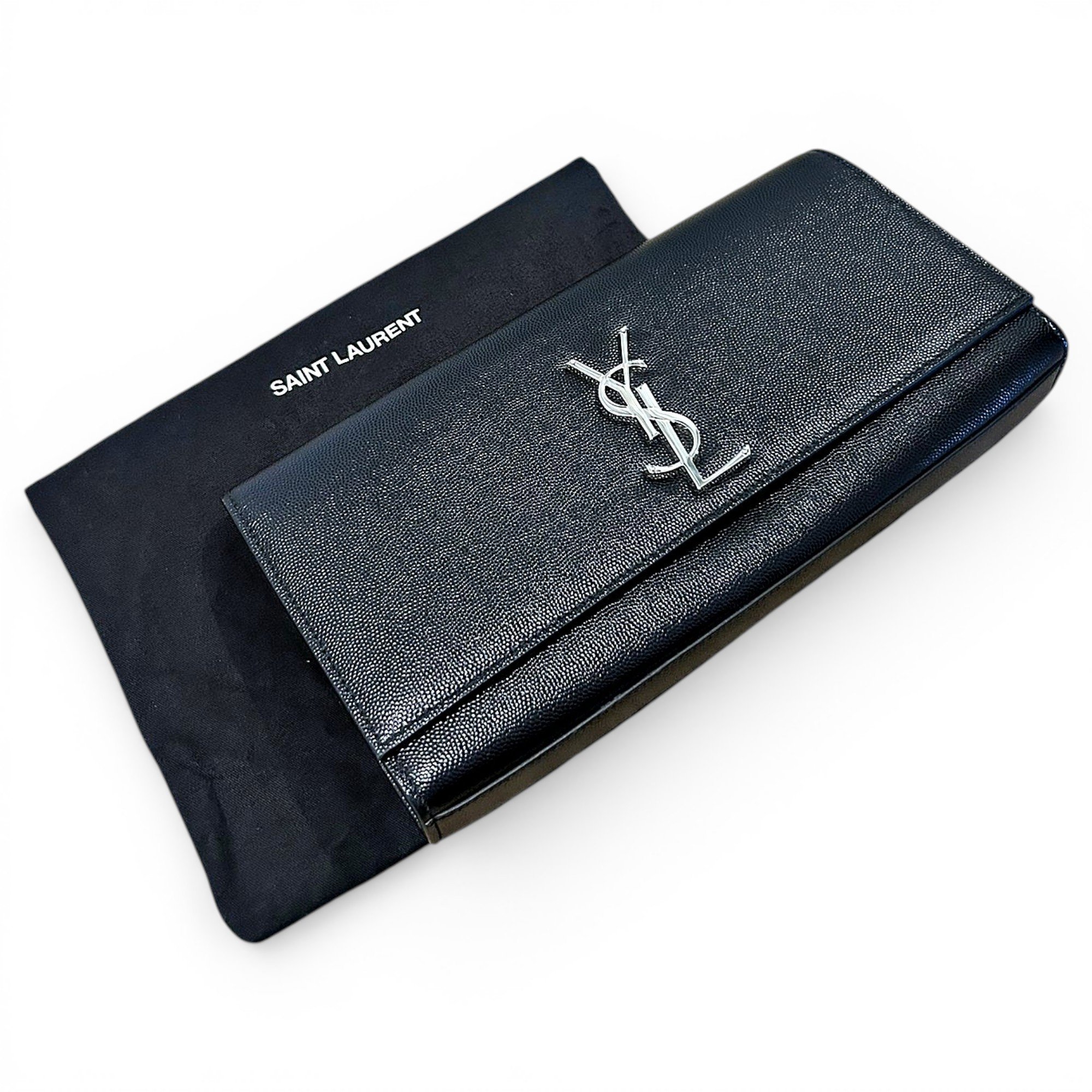 Saint Laurent Leather handbag