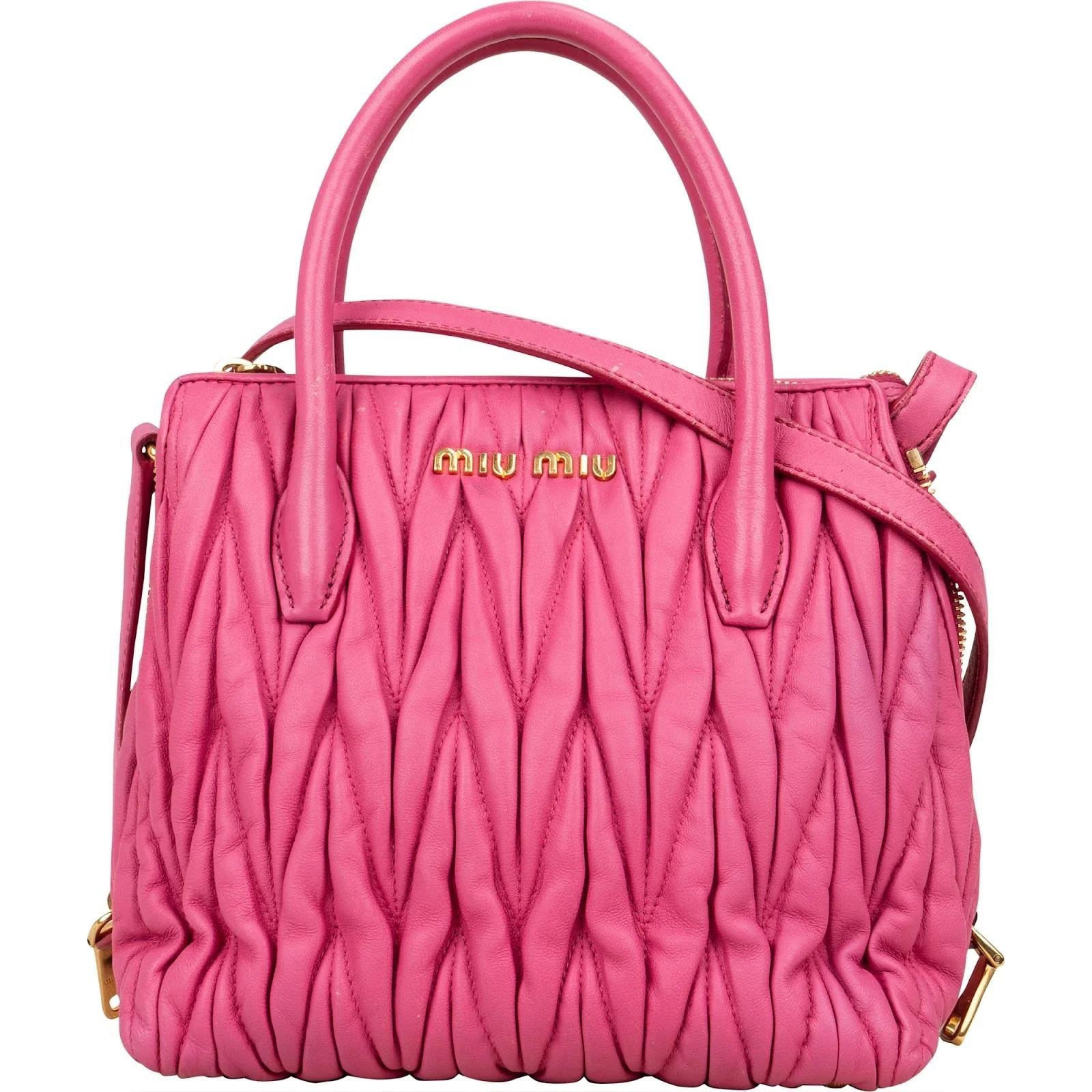 Matelassé leather handbag