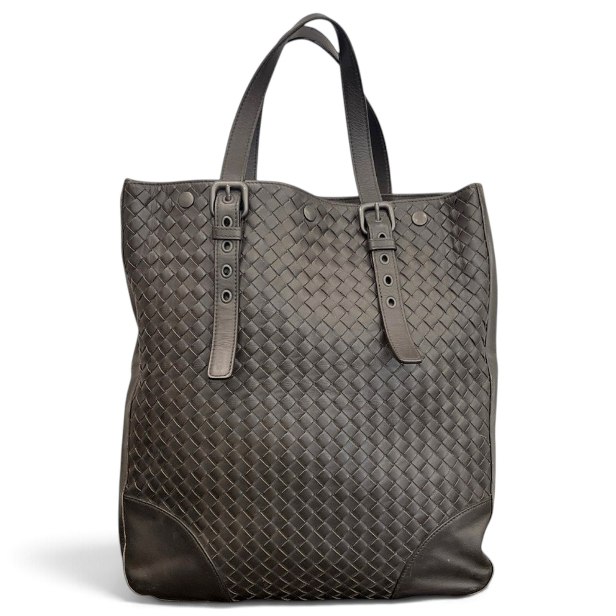 Leather tote