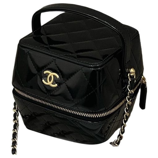Trendy CC Vanity patent leather handbag